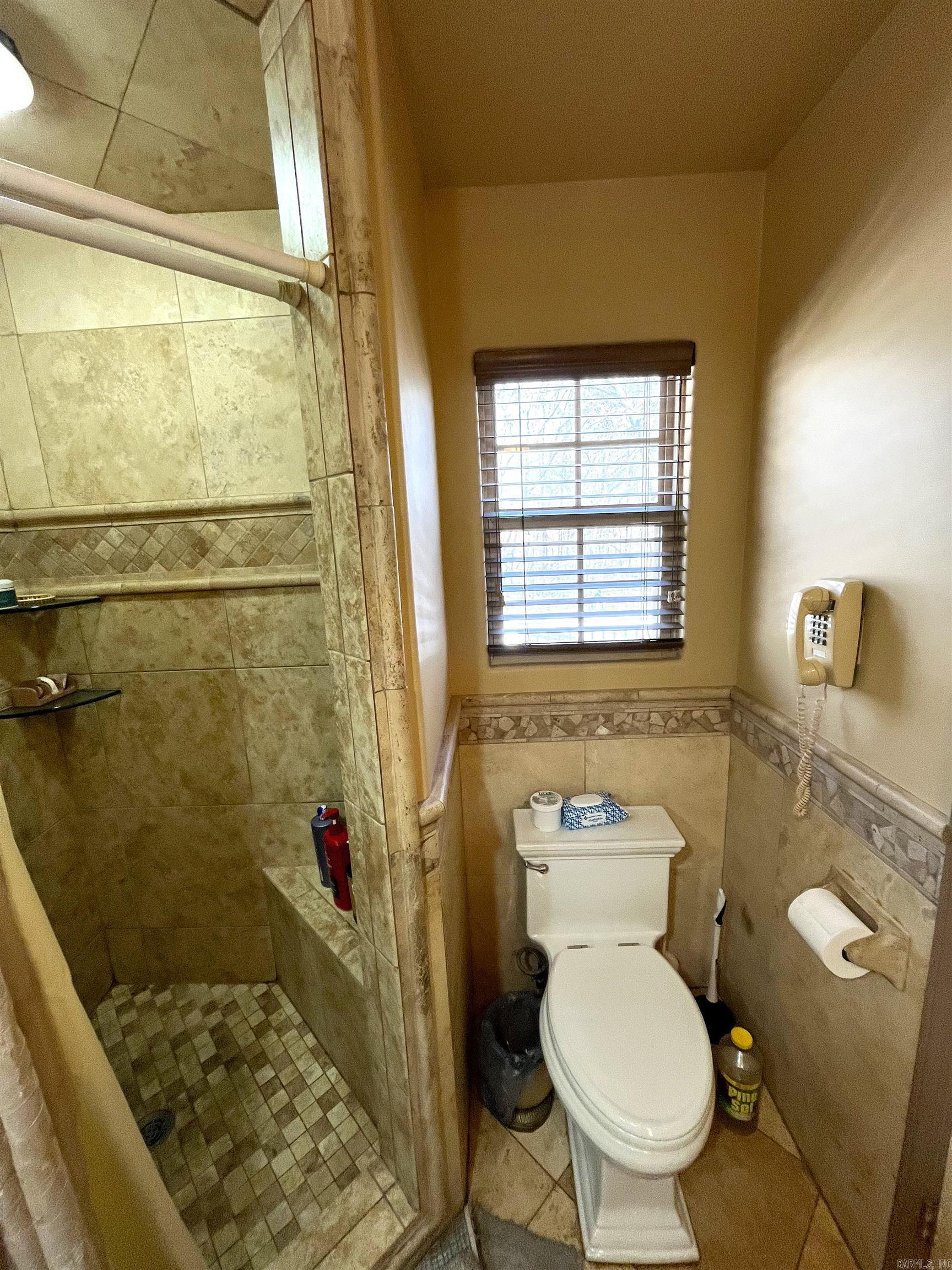 20684 N Hwy 5  Mountain View, AR