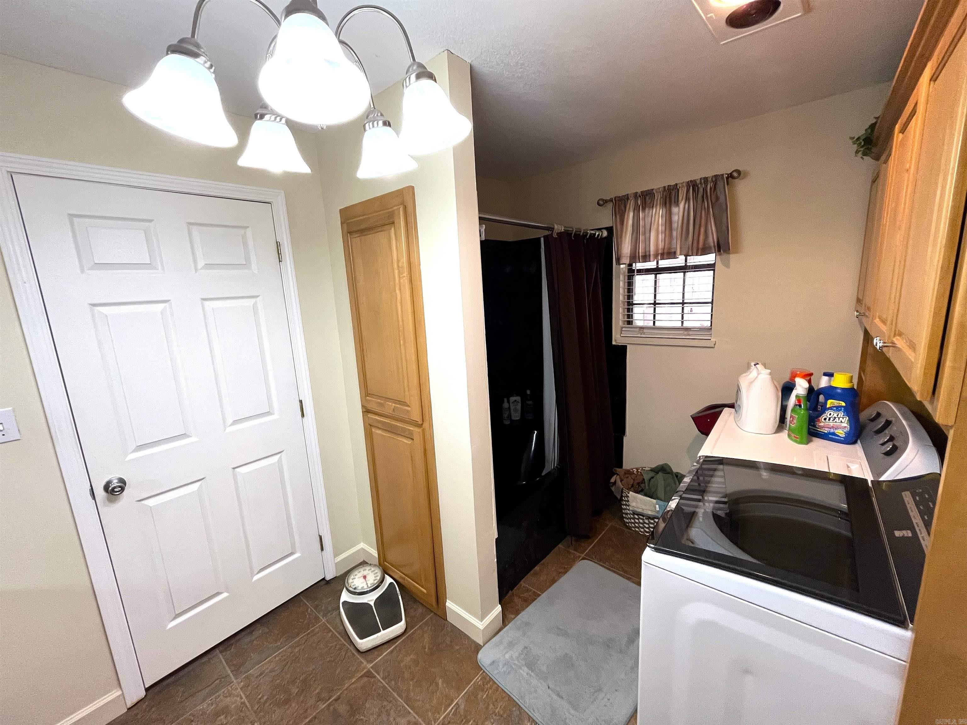 20684 N Hwy 5  Mountain View, AR