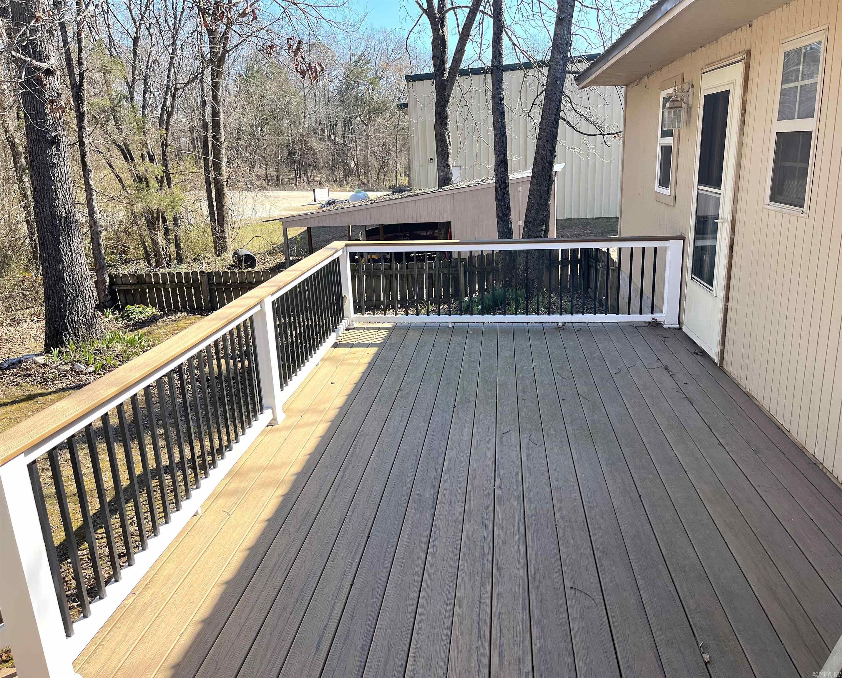 20684 N Hwy 5  Mountain View, AR