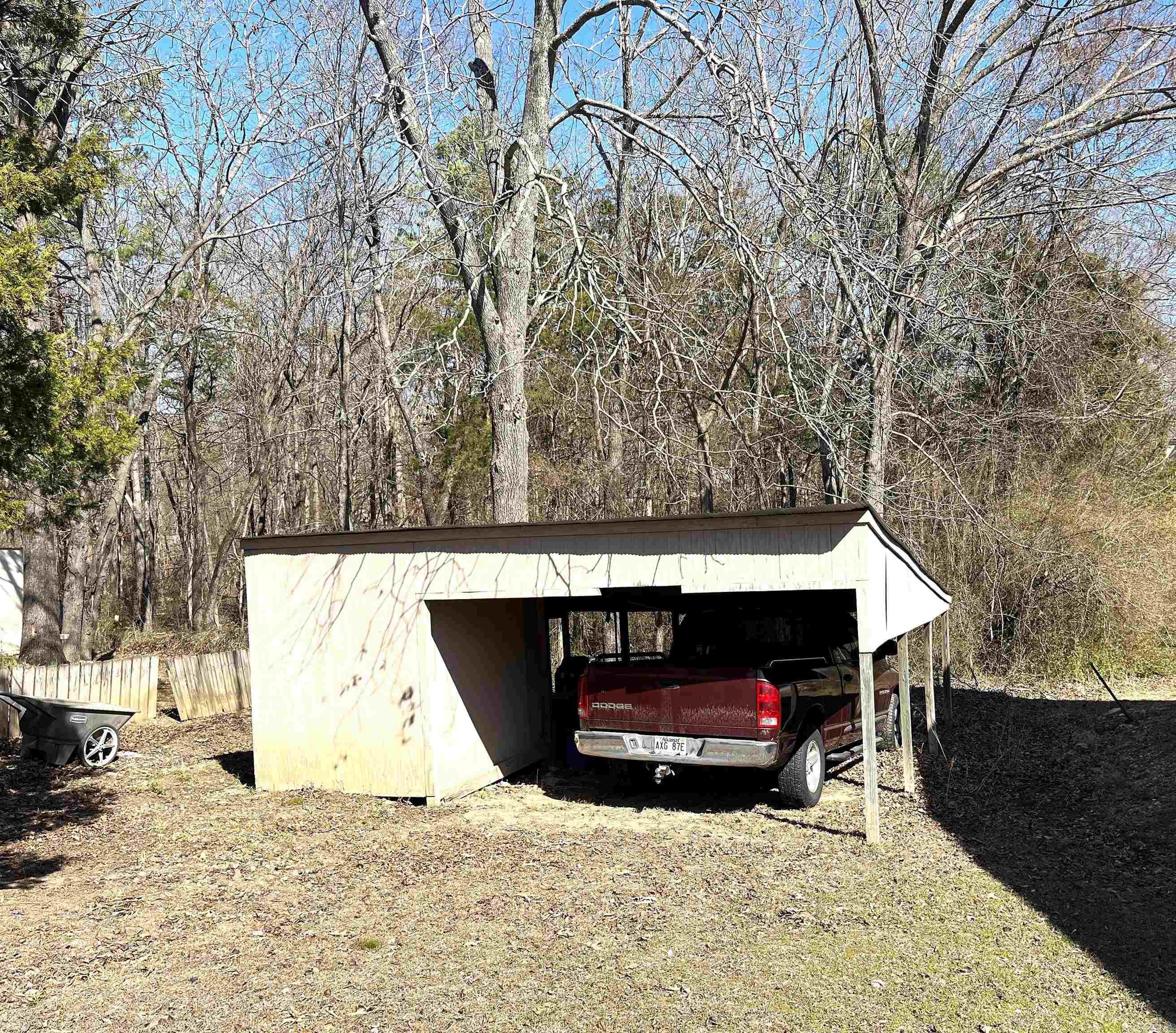 20684 N Hwy 5  Mountain View, AR