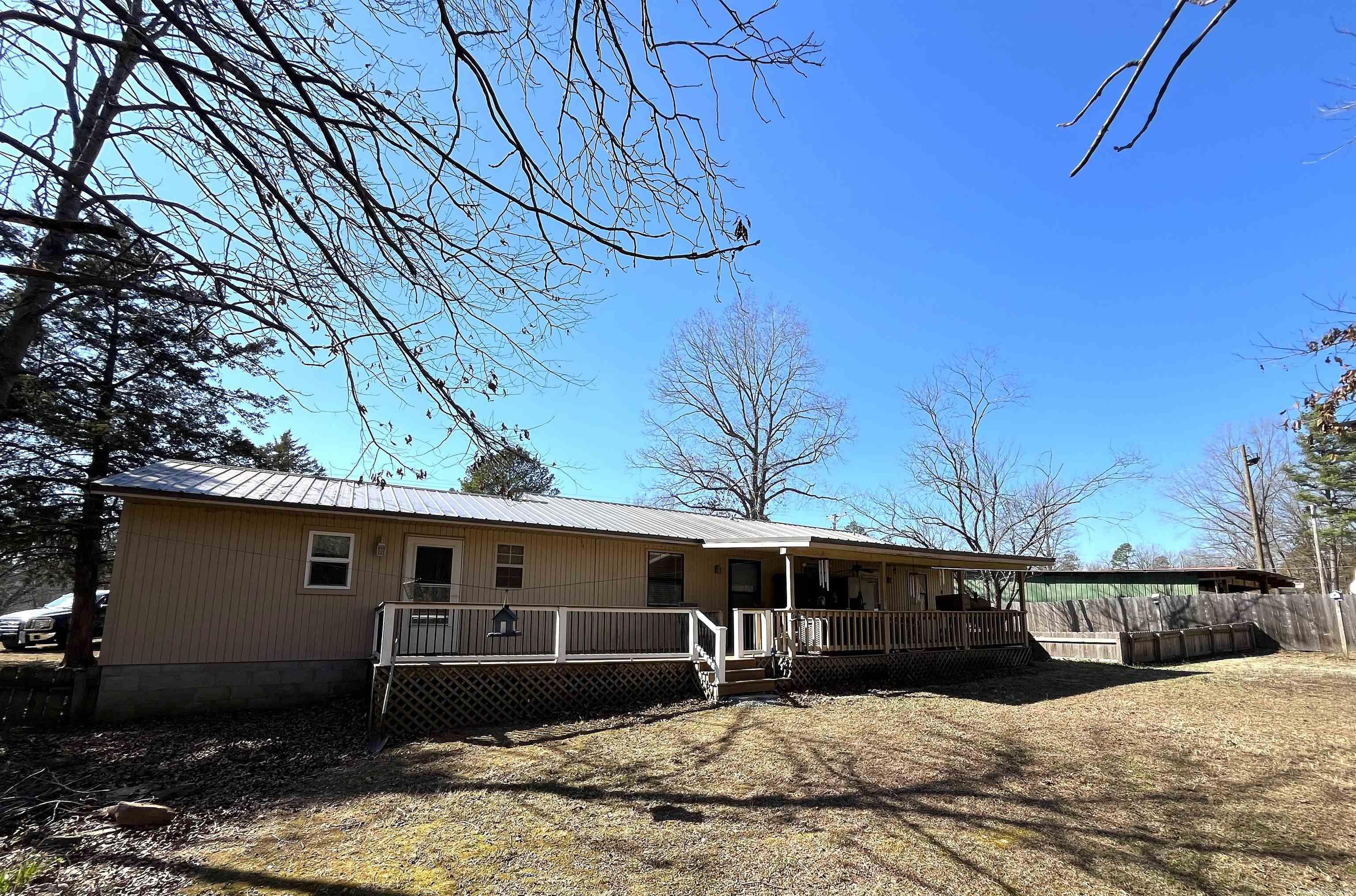 20684 N Hwy 5  Mountain View, AR