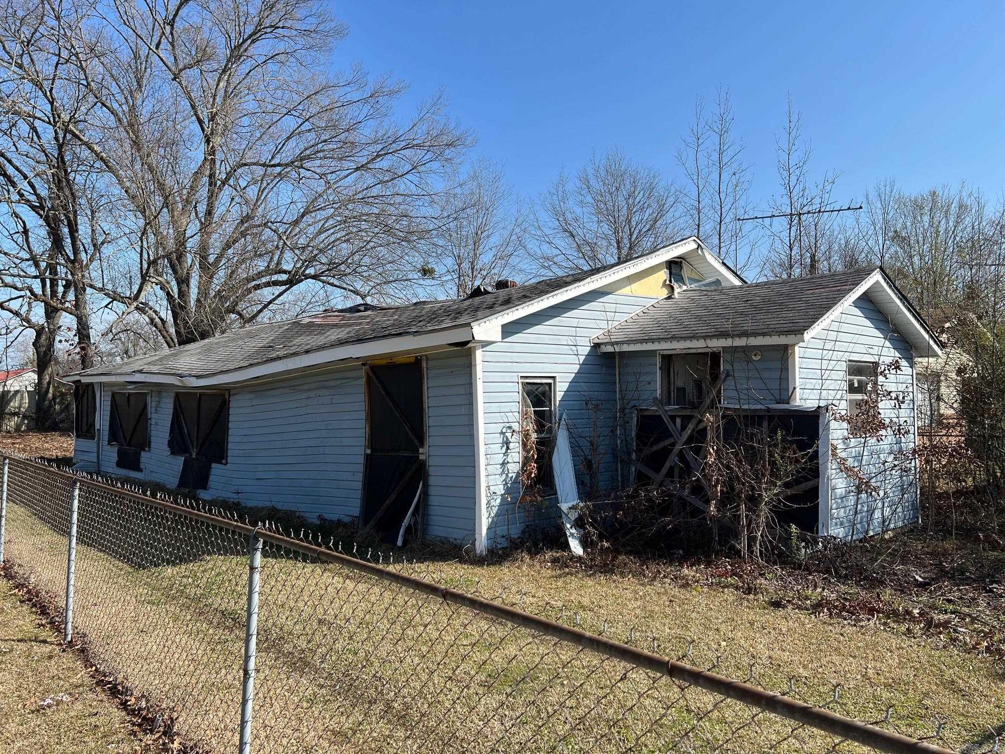 4011 W 11th  Pine Bluff, AR