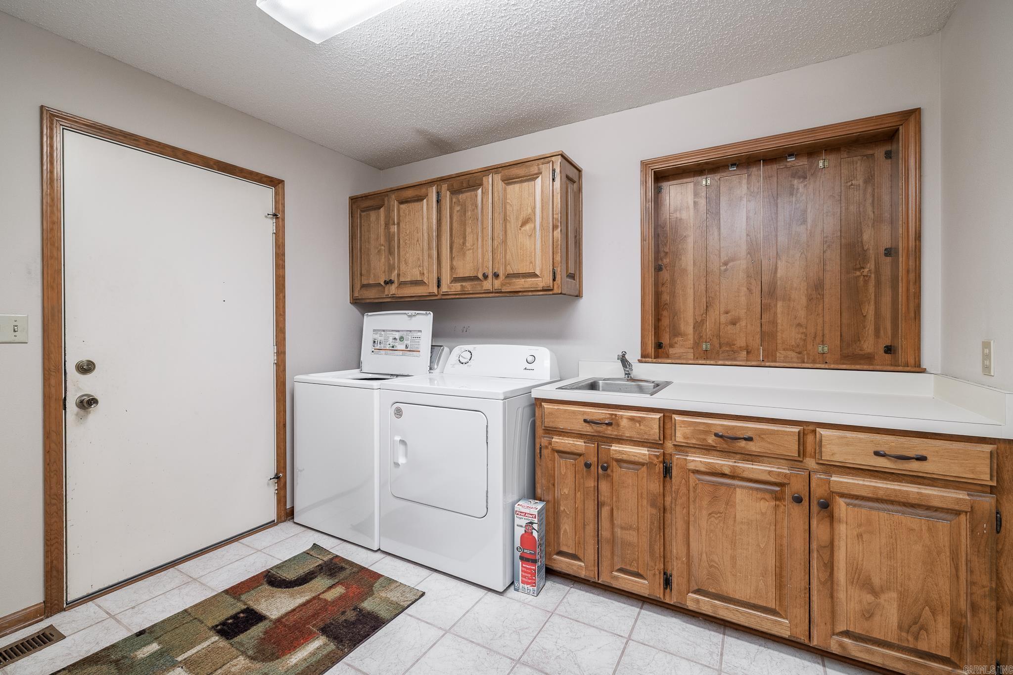 12 almendra lane  Hot Springs Village, AR