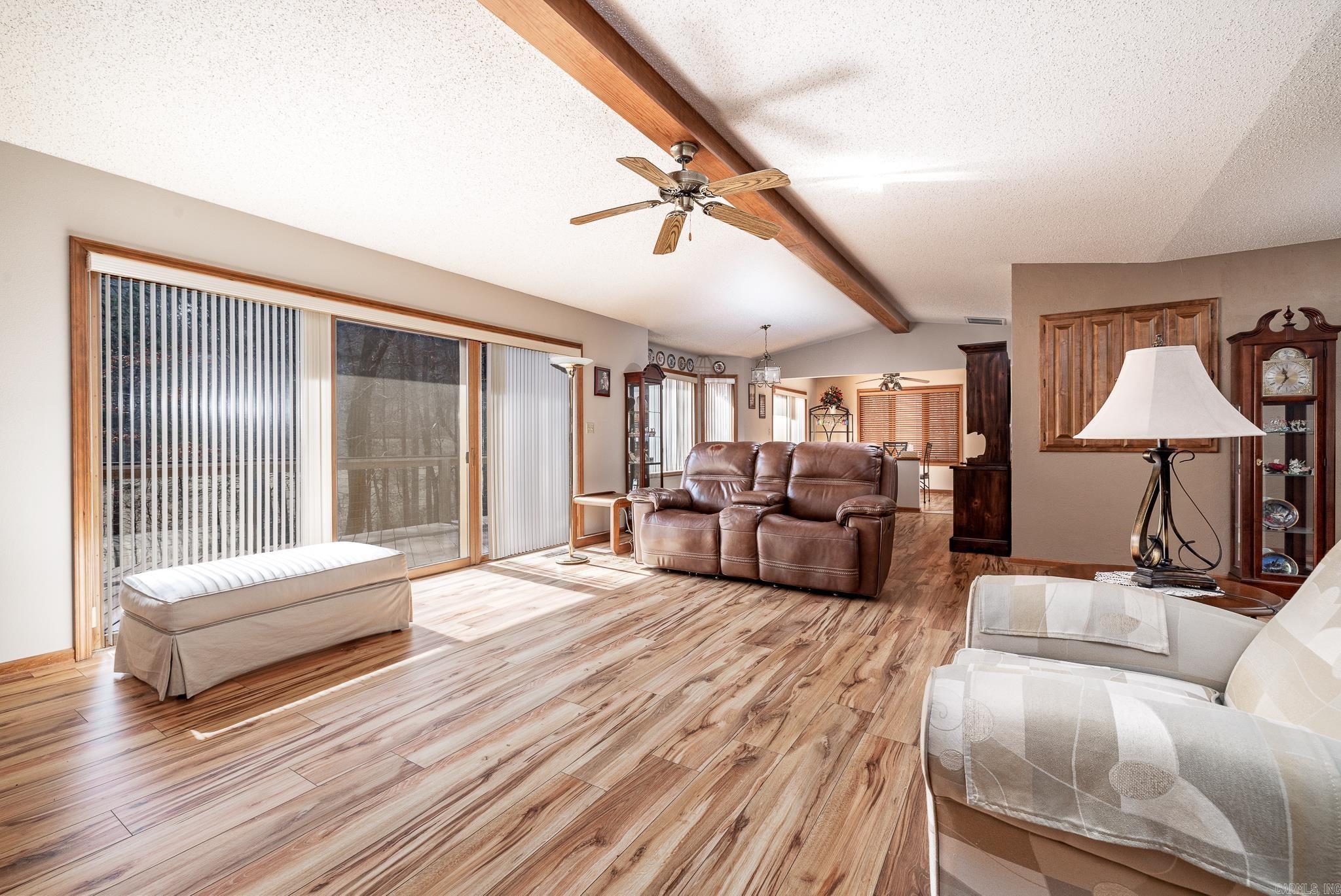 12 almendra lane  Hot Springs Village, AR