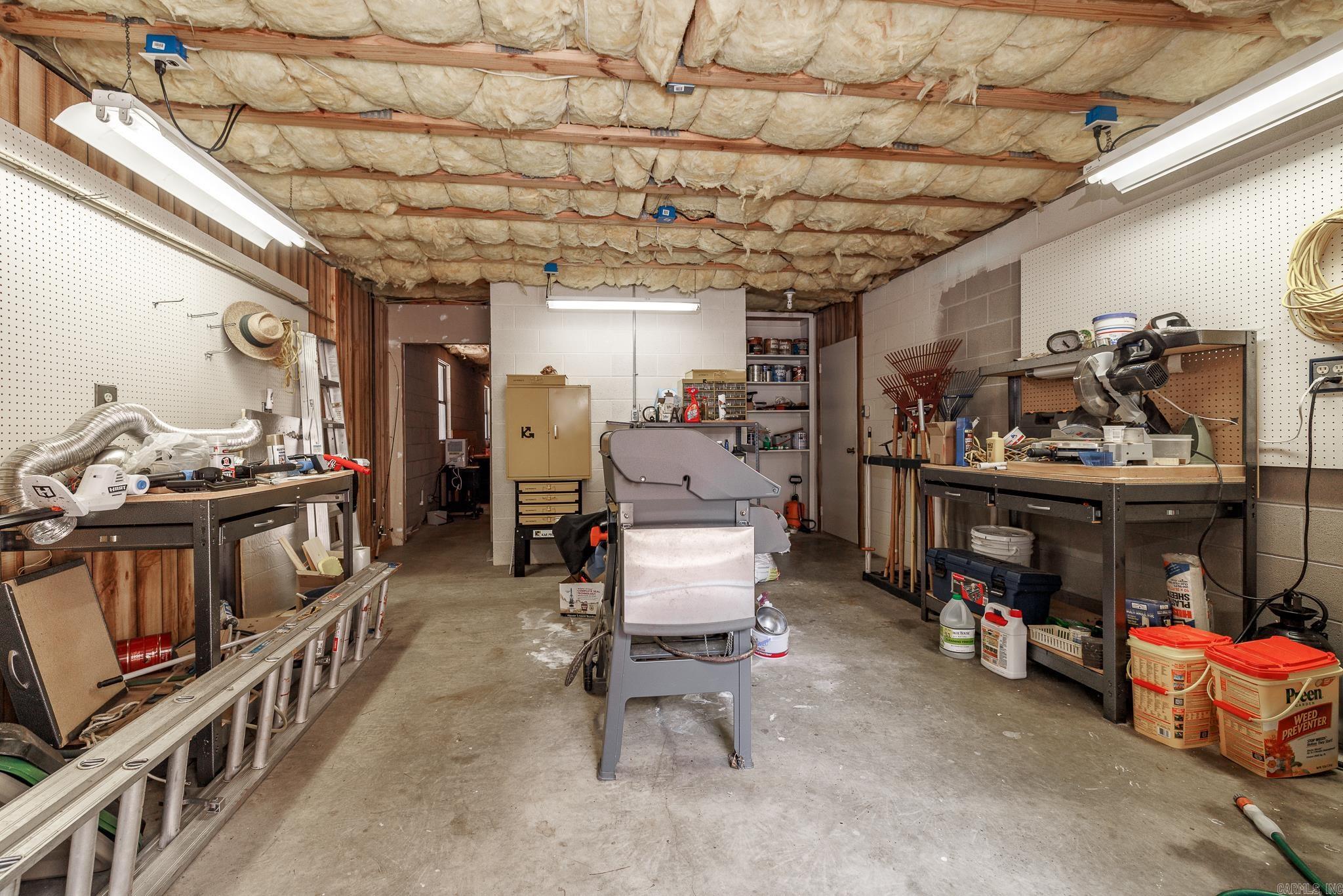 12 almendra lane  Hot Springs Village, AR