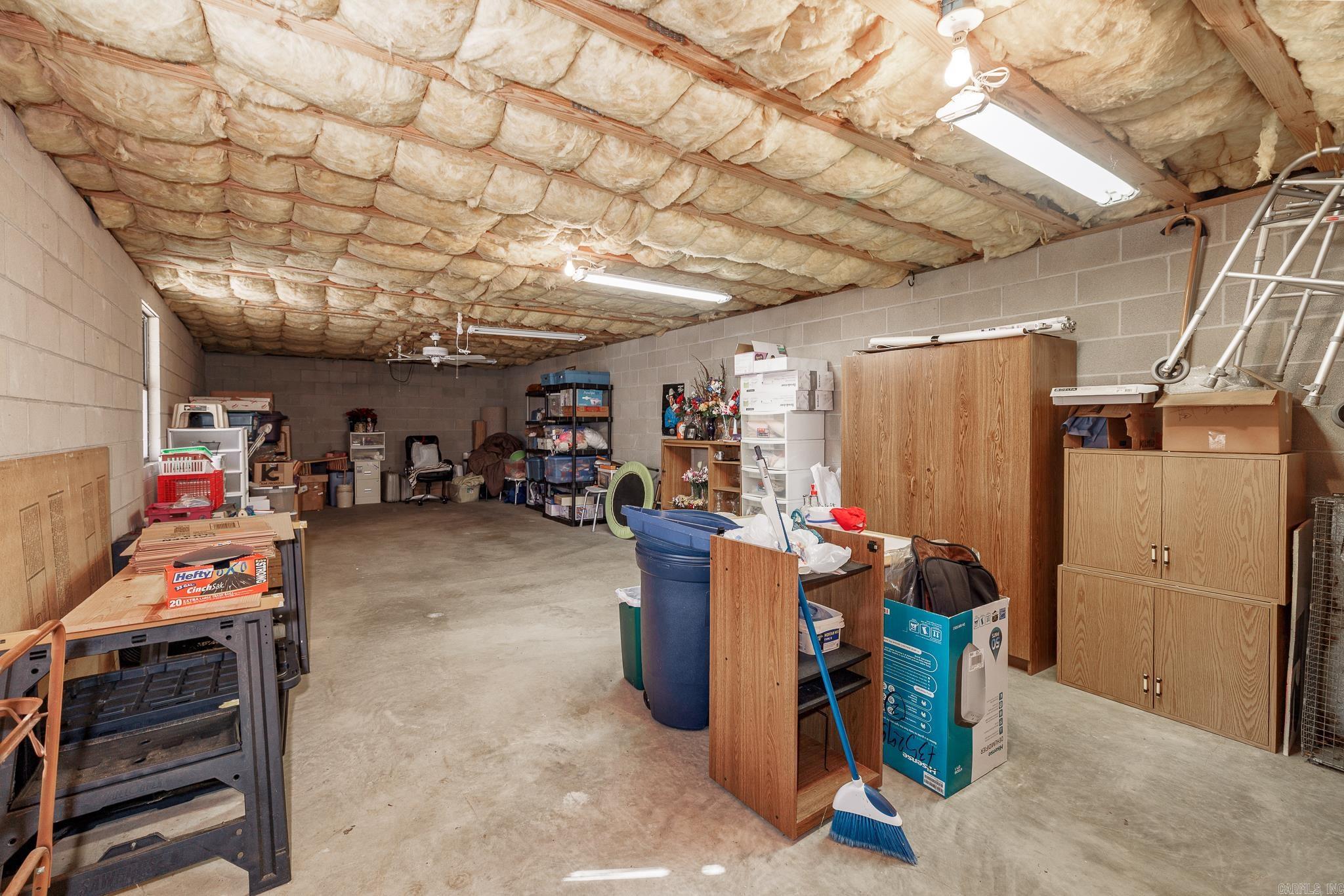 12 almendra lane  Hot Springs Village, AR