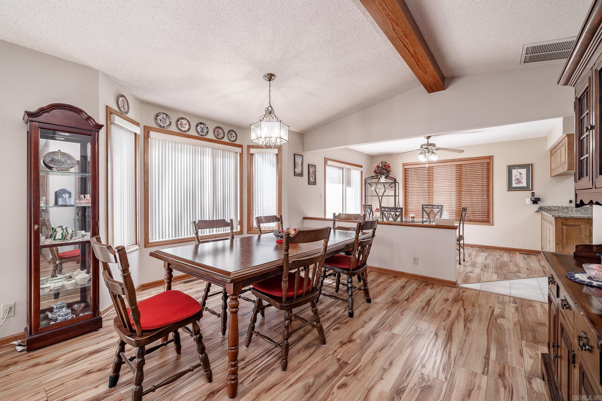 12 almendra lane  Hot Springs Village, AR