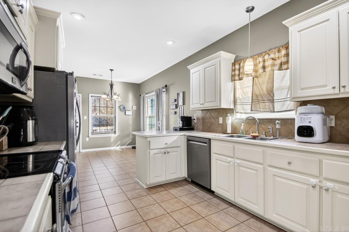 1838 Milburn  Benton, AR