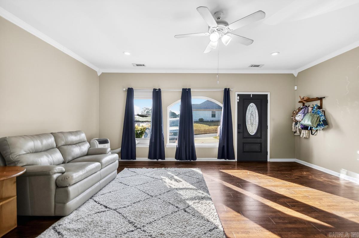 1838 Milburn  Benton, AR