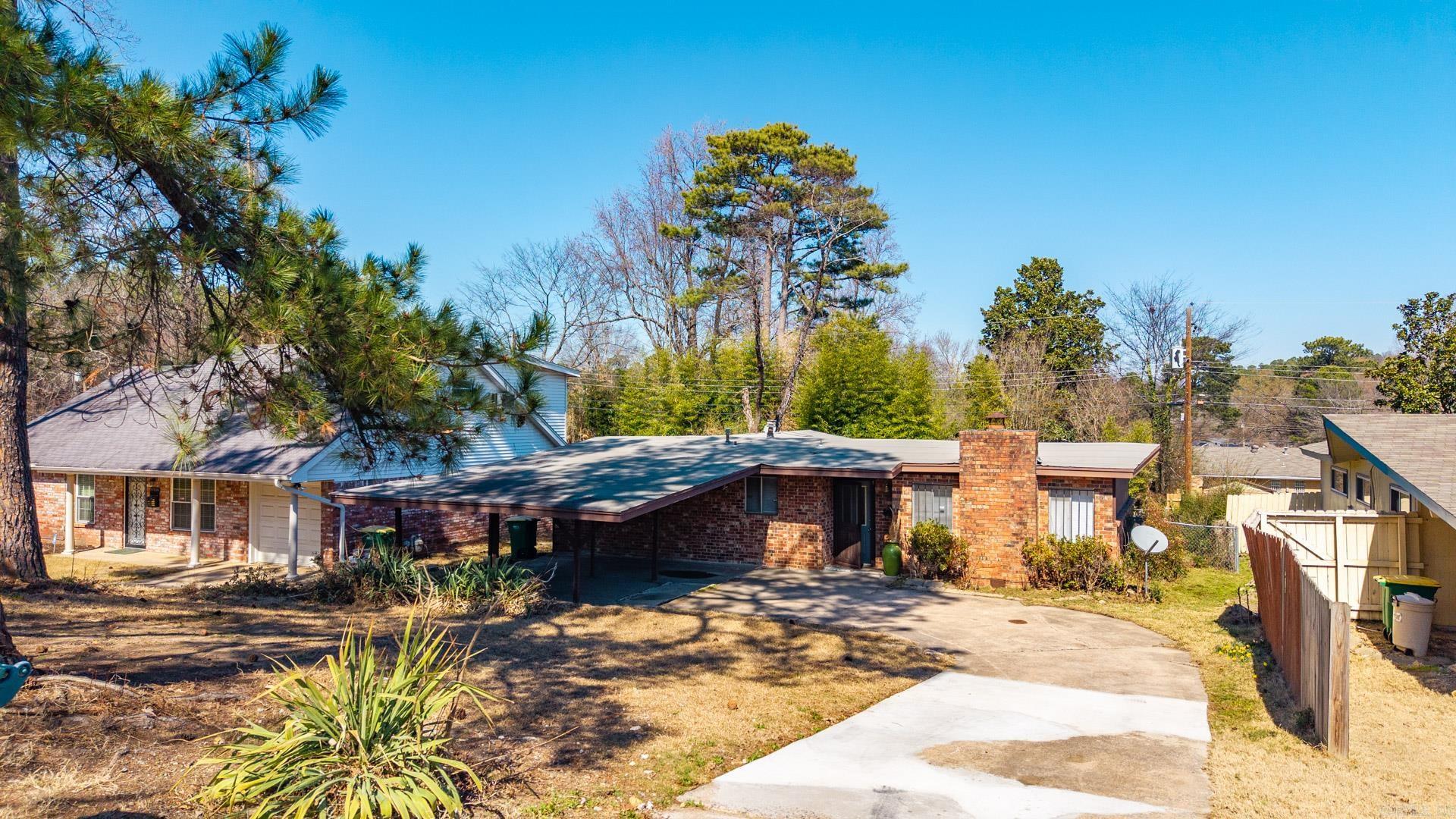 9304 6th  Little Rock, AR