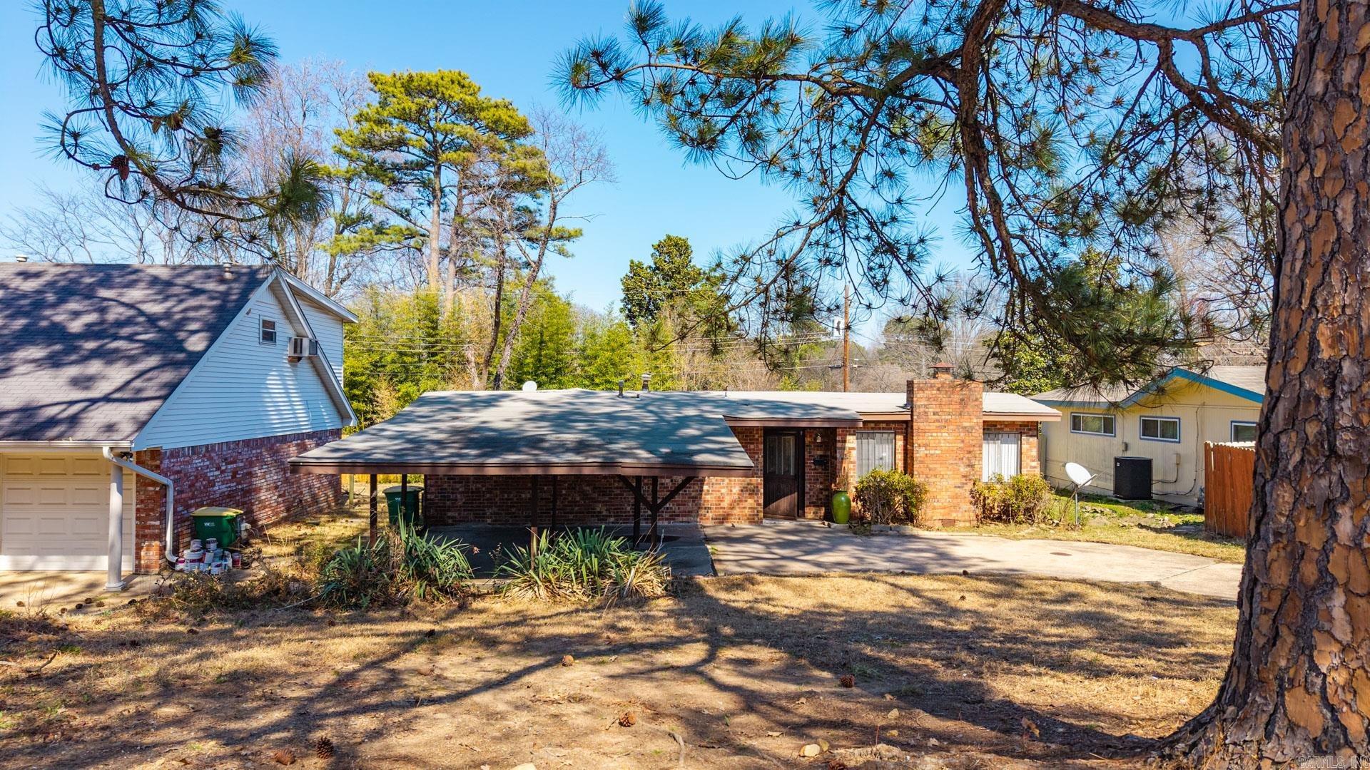 9304 6th  Little Rock, AR