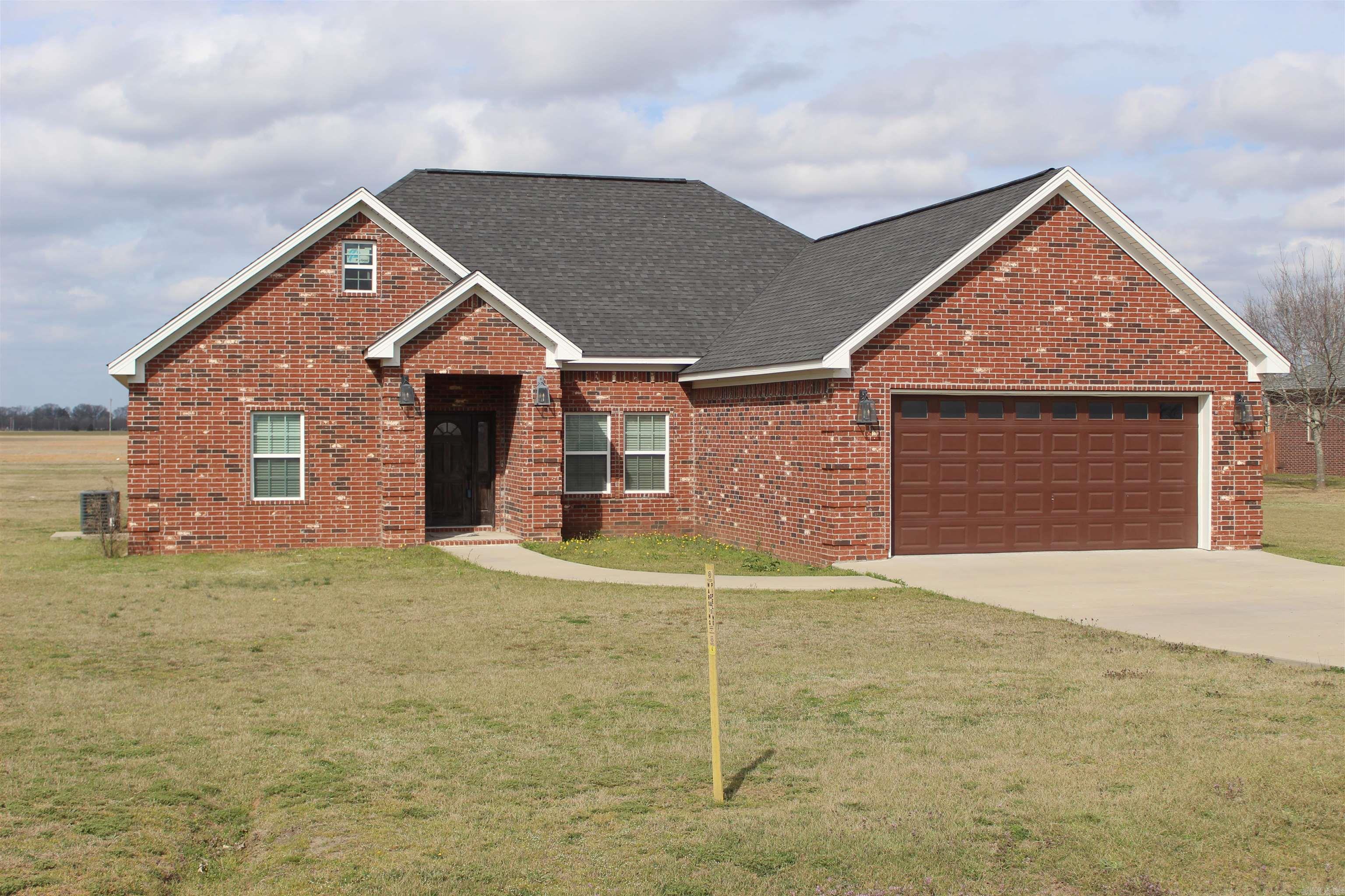 3188 Toltec Mounds  England, AR