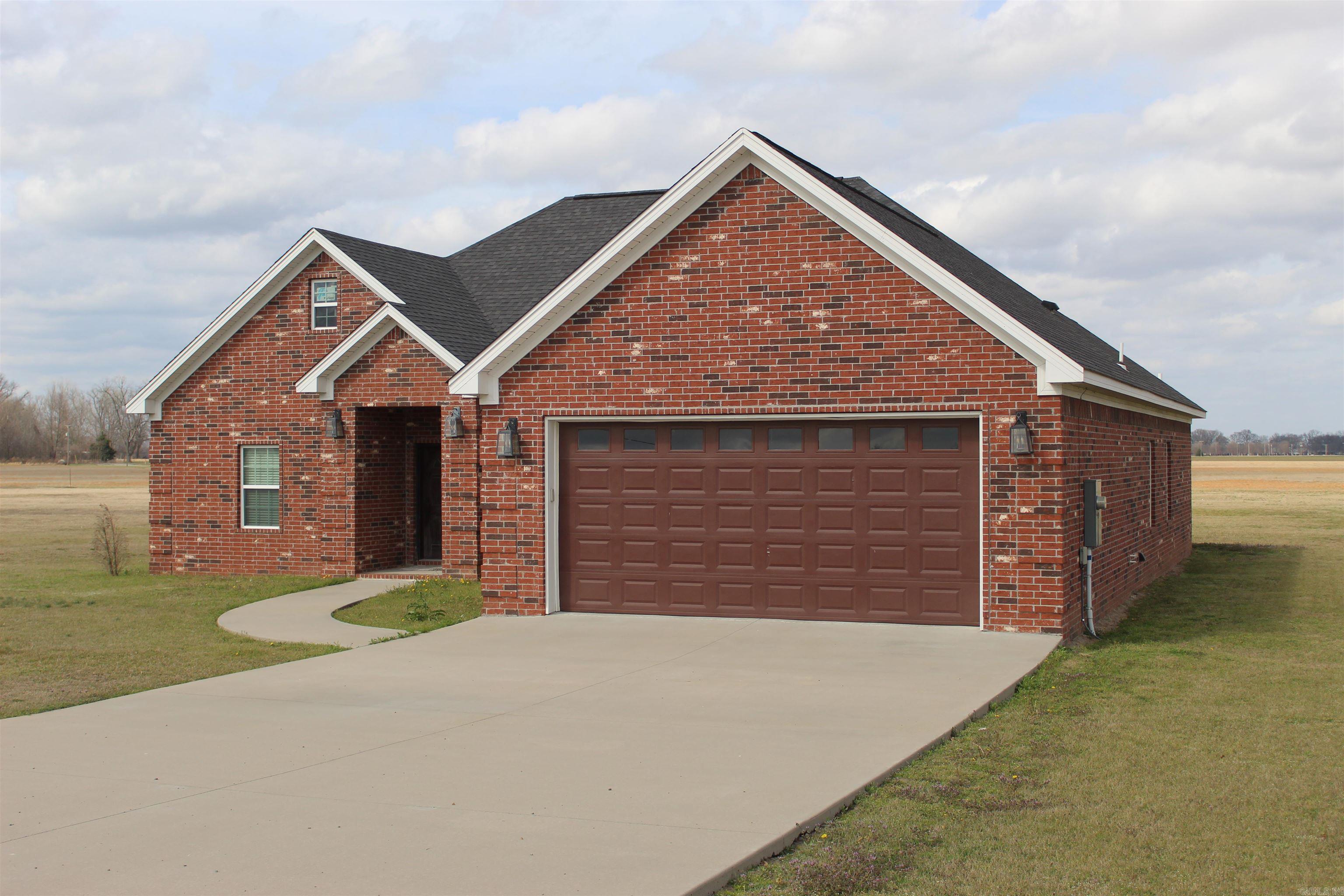 3188 Toltec Mounds  England, AR