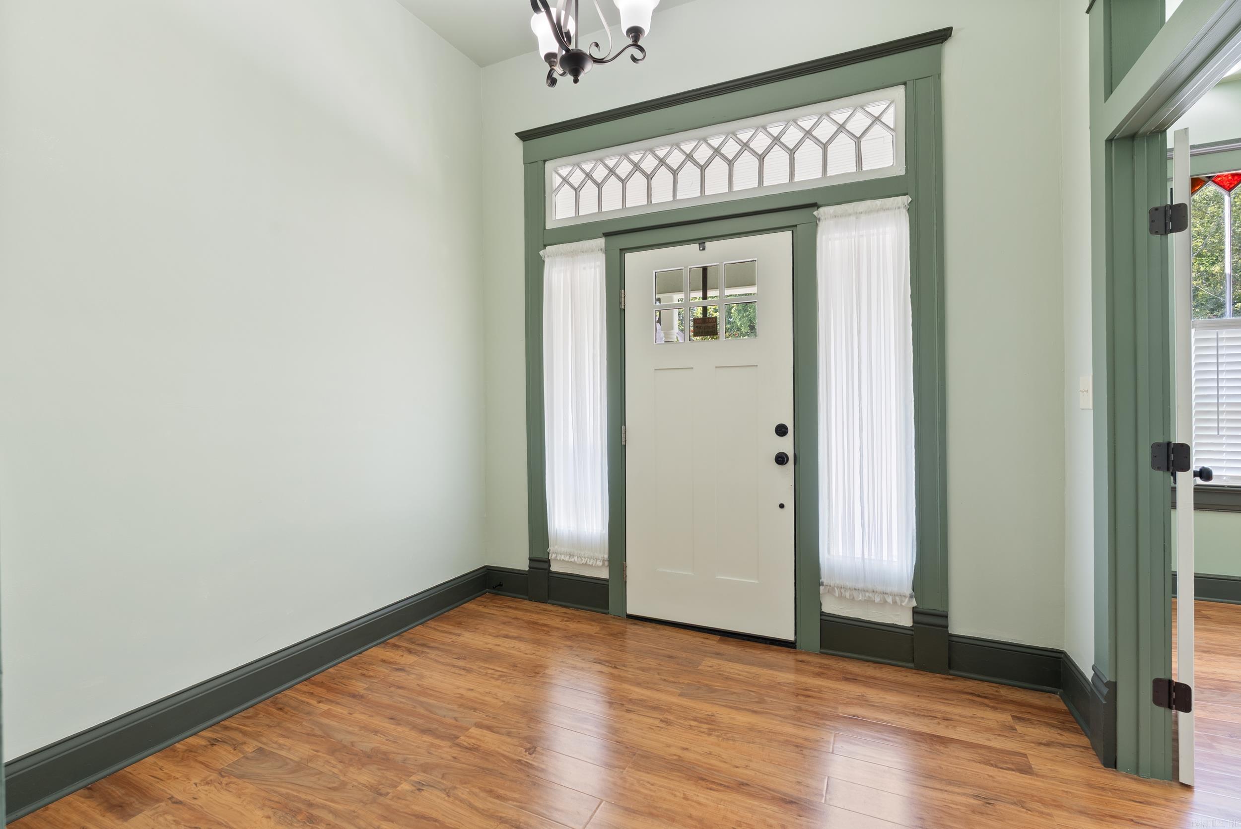 2416 W 13th  Little Rock, AR