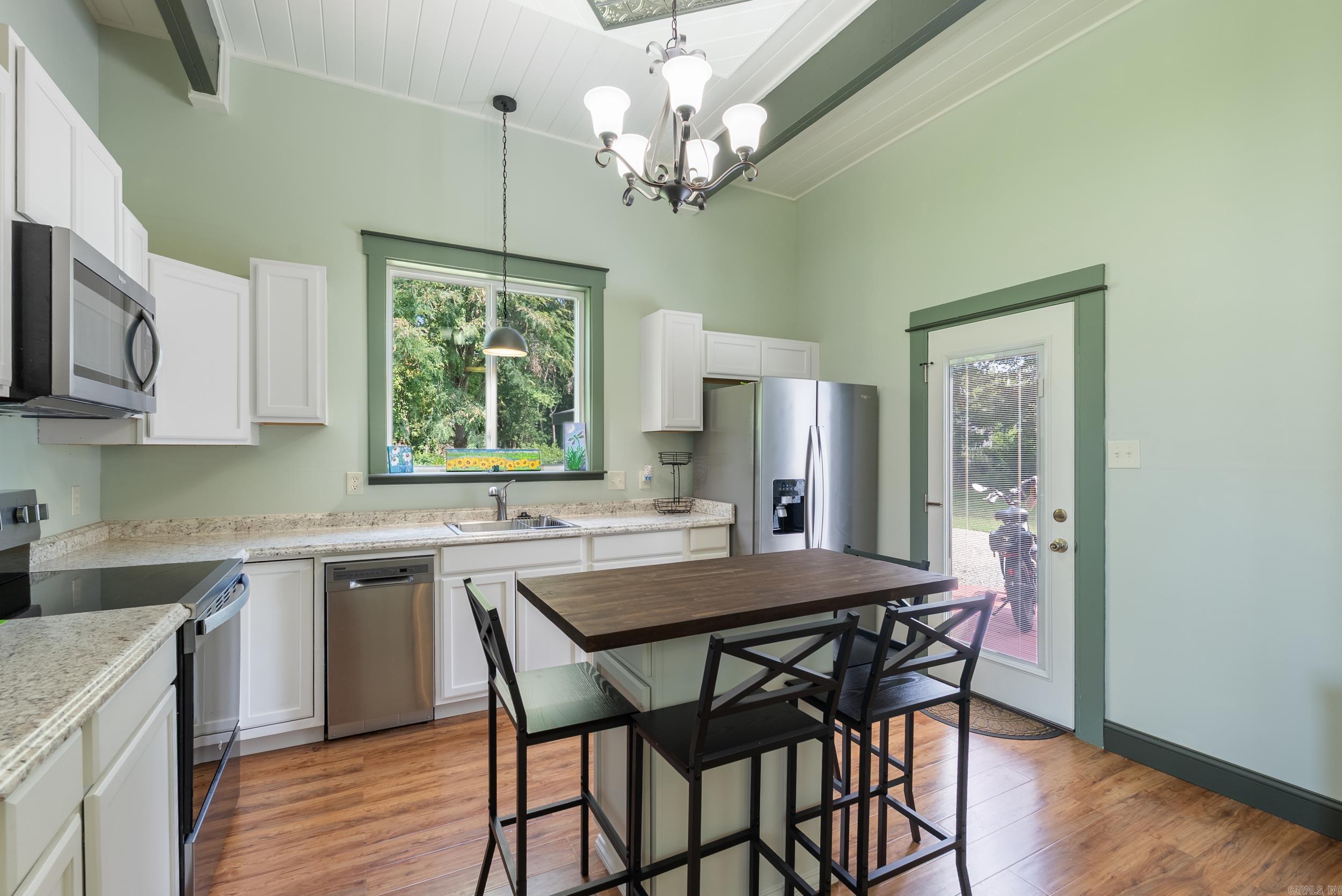 2416 W 13th  Little Rock, AR