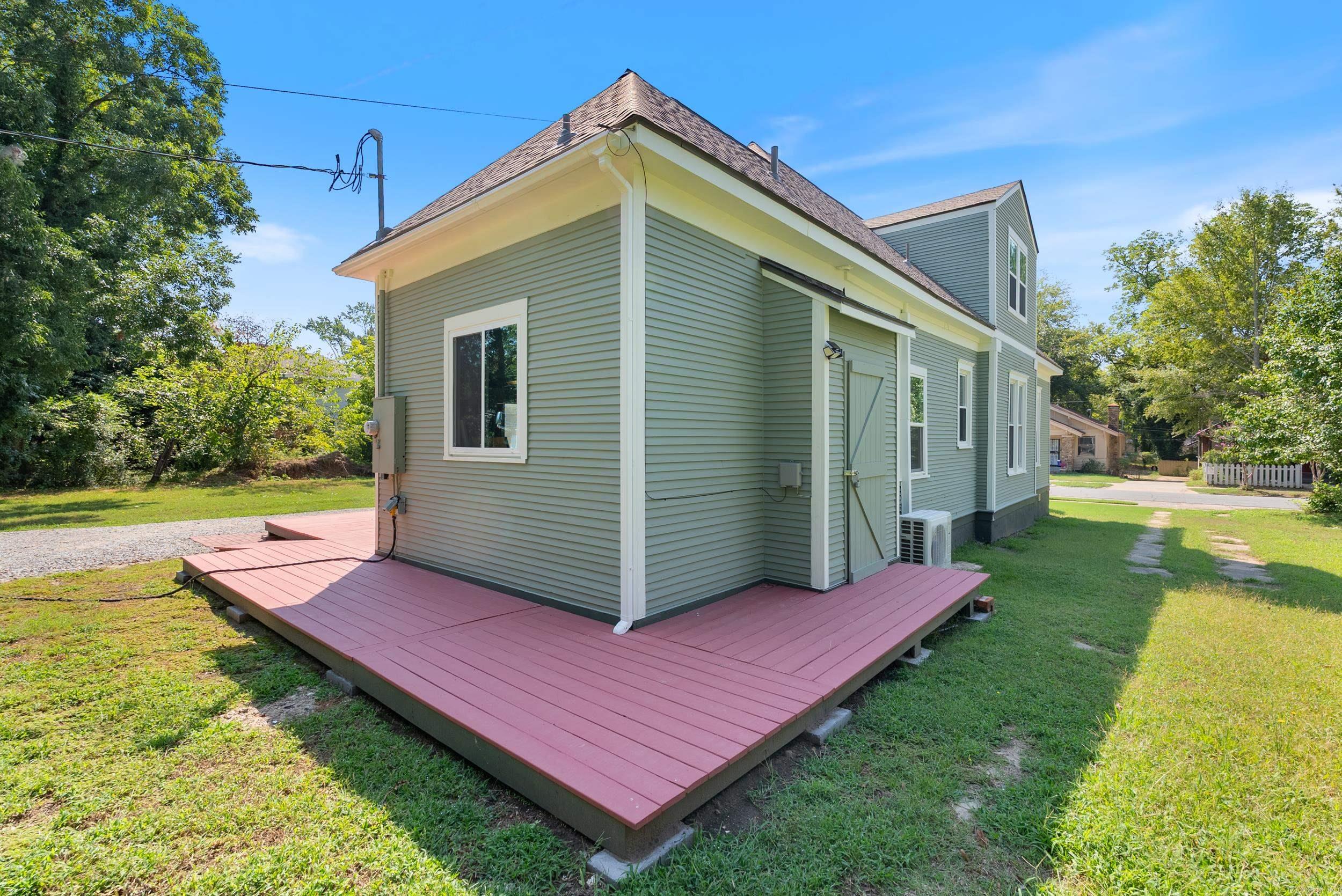 2416 W 13th  Little Rock, AR