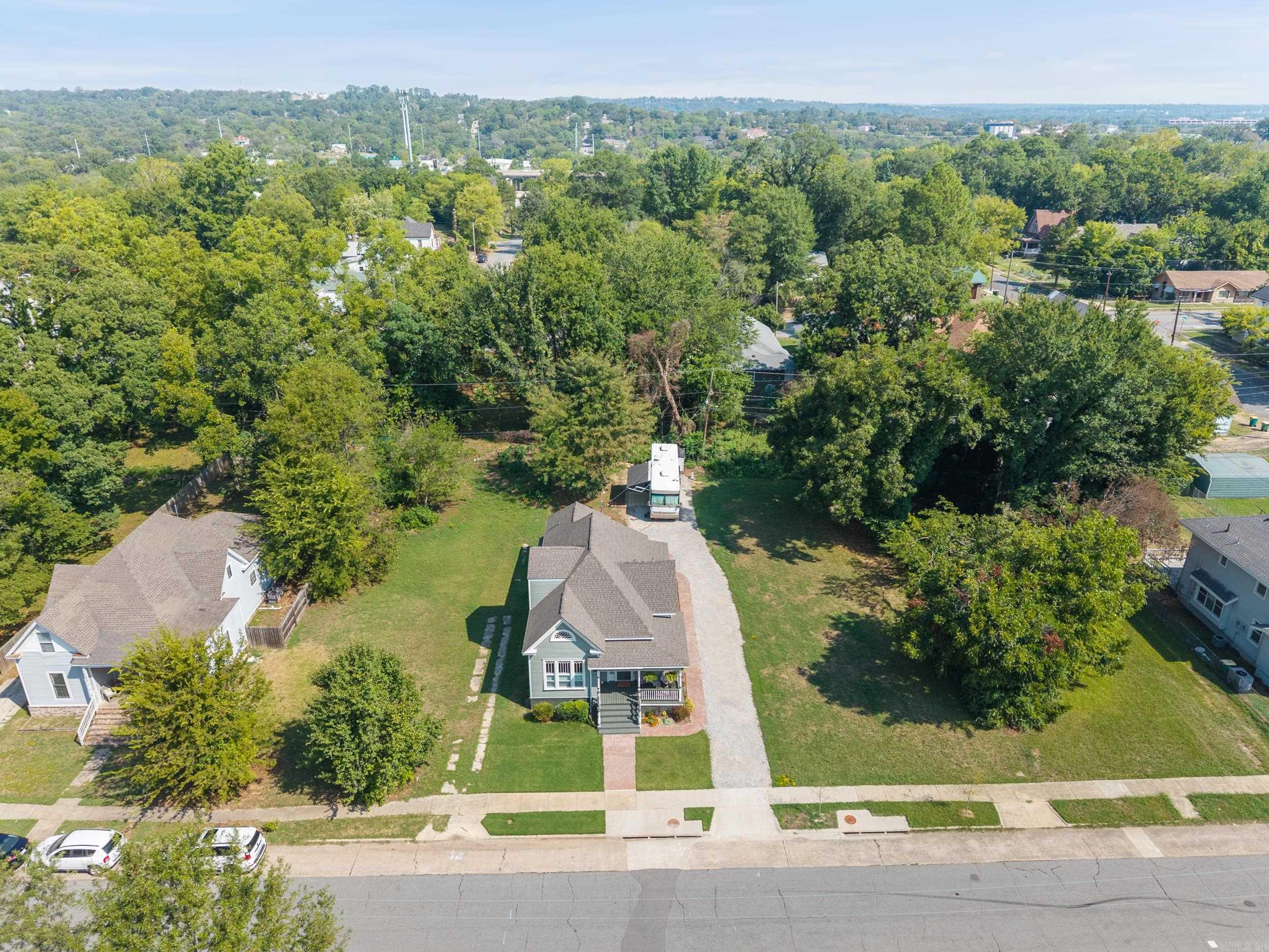 2416 W 13th  Little Rock, AR