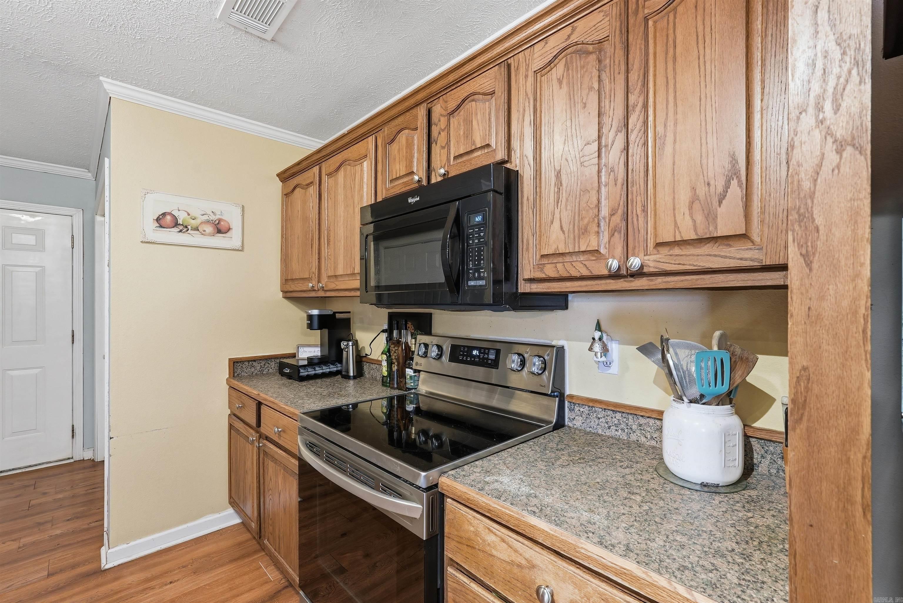 58 Elliott Rd.  Greenbrier, AR