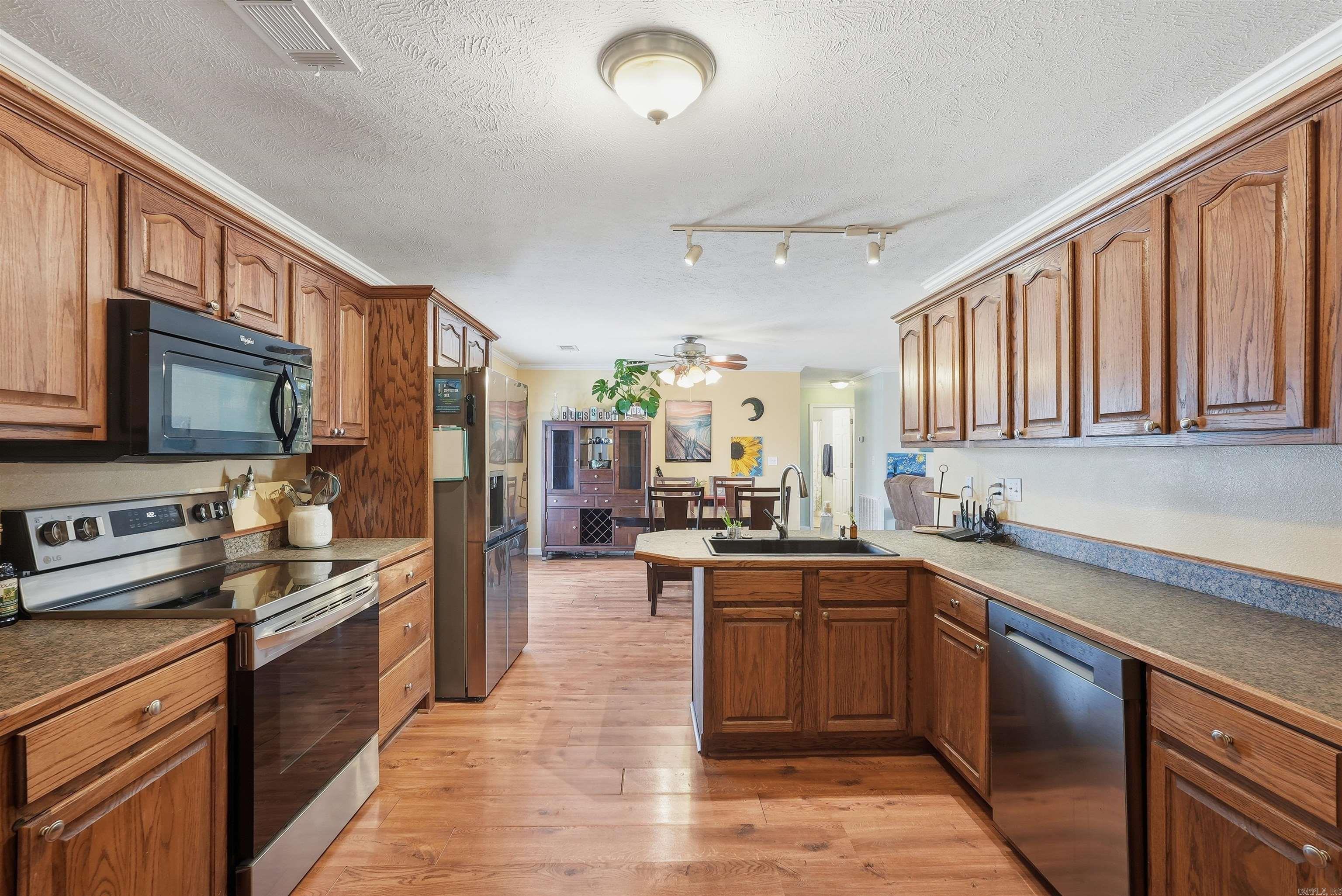 58 Elliott Rd.  Greenbrier, AR