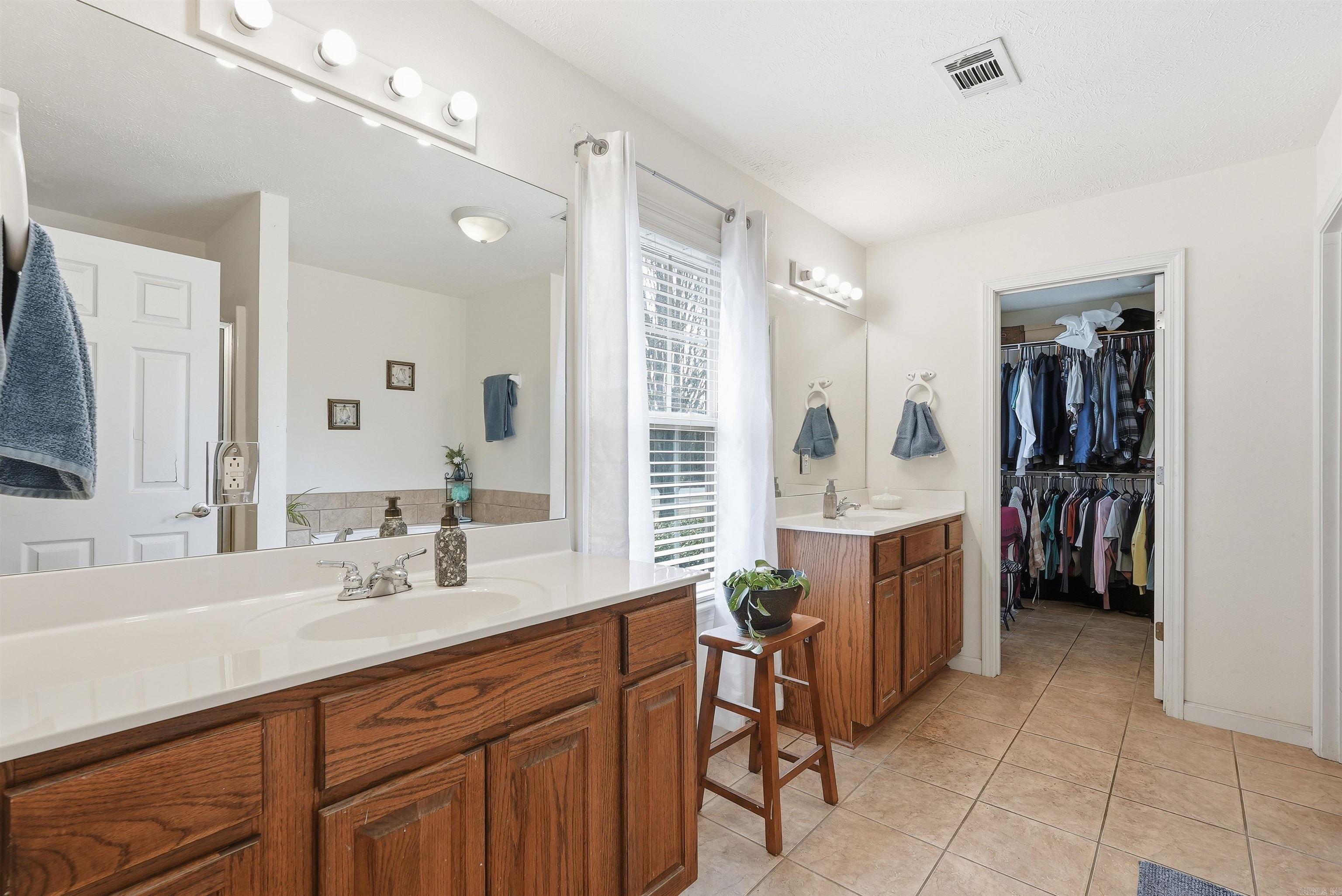 58 Elliott Rd.  Greenbrier, AR