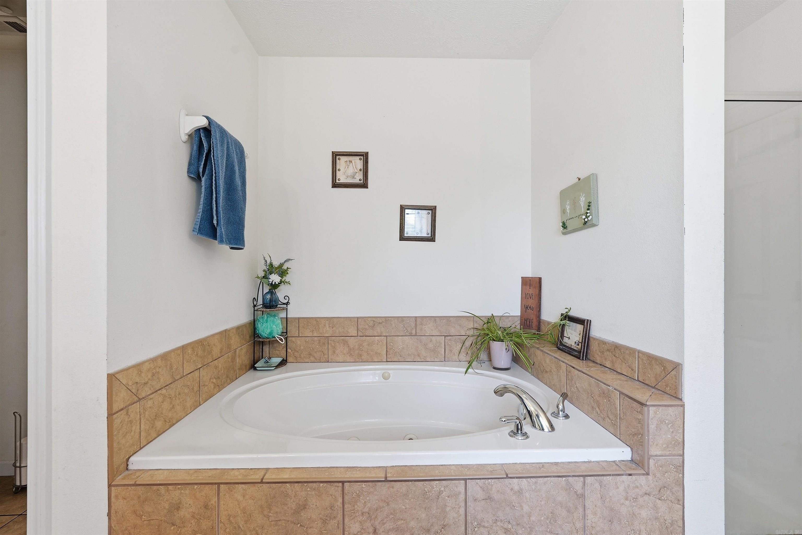 58 Elliott Rd.  Greenbrier, AR