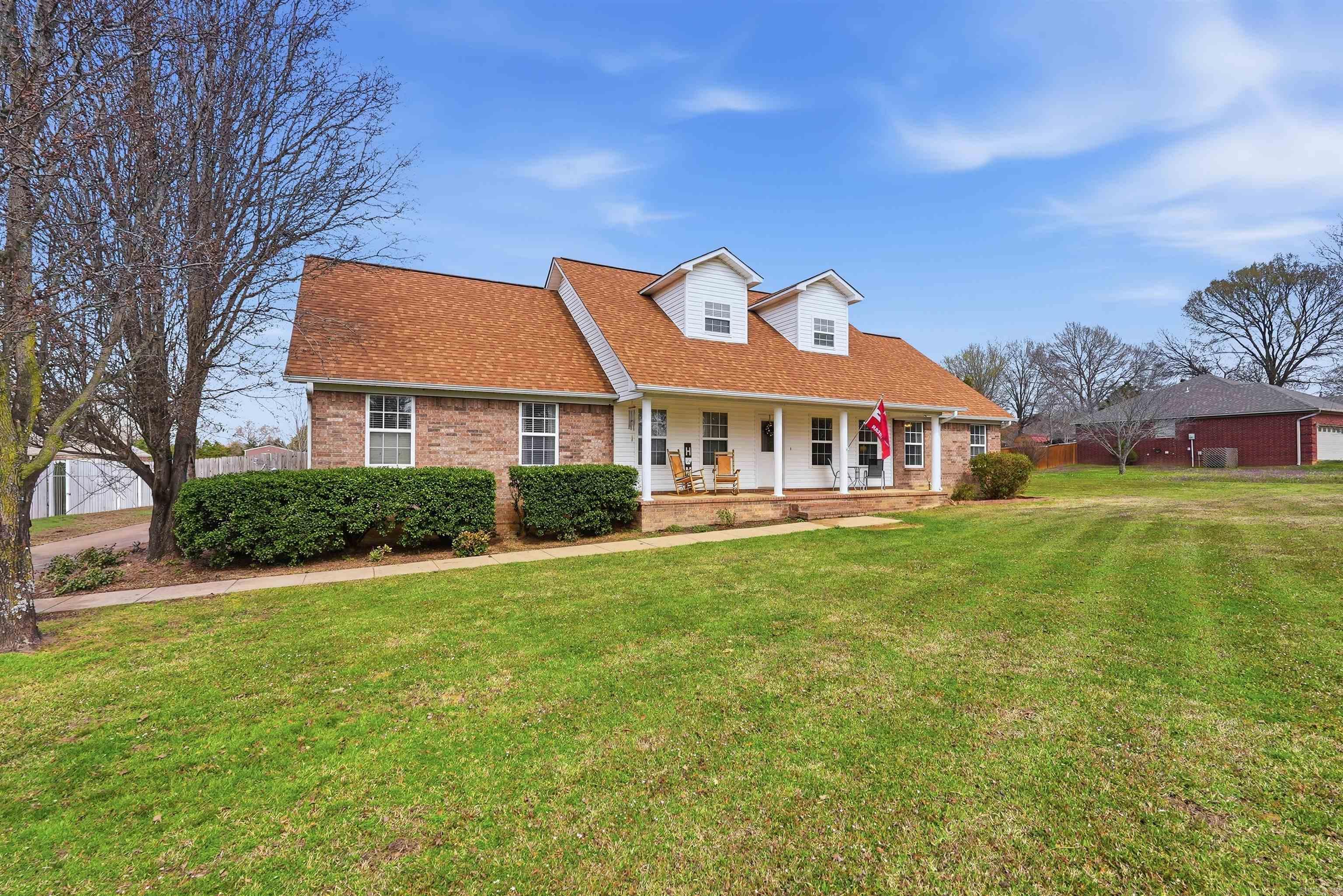 58 Elliott Rd.  Greenbrier, AR