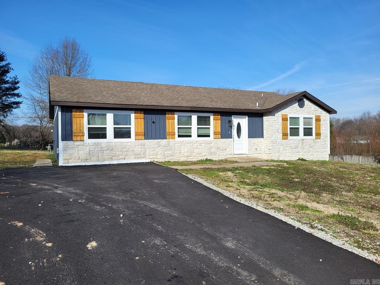 3717 Oak Leaf Cir  Jonesboro, AR