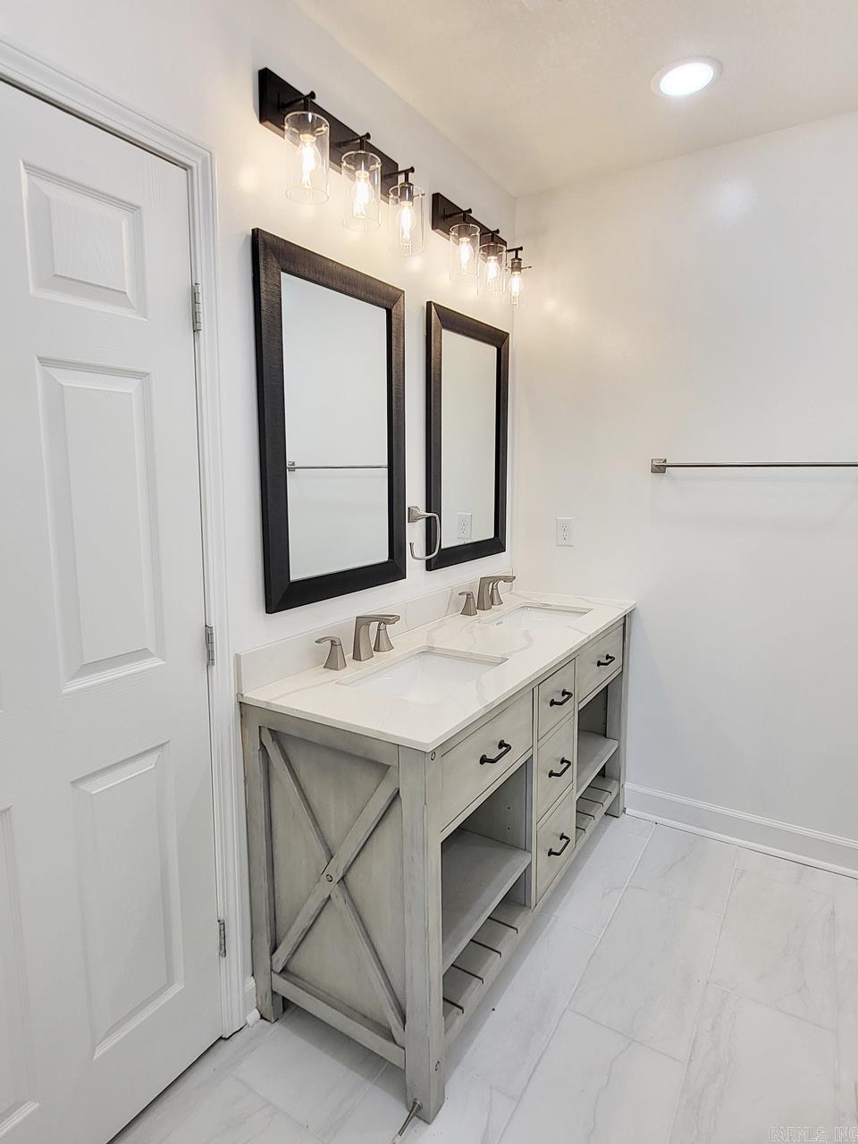 3717 Oak Leaf Cir  Jonesboro, AR