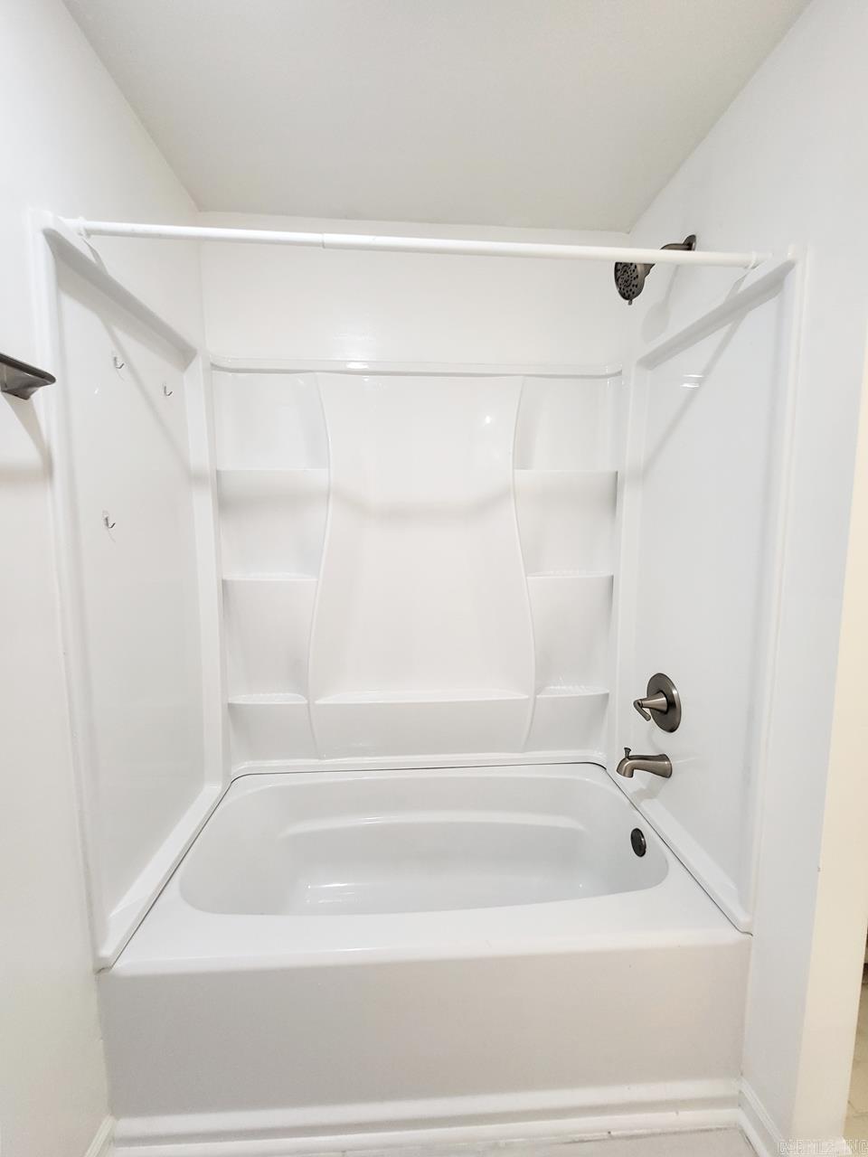 3717 Oak Leaf Cir  Jonesboro, AR