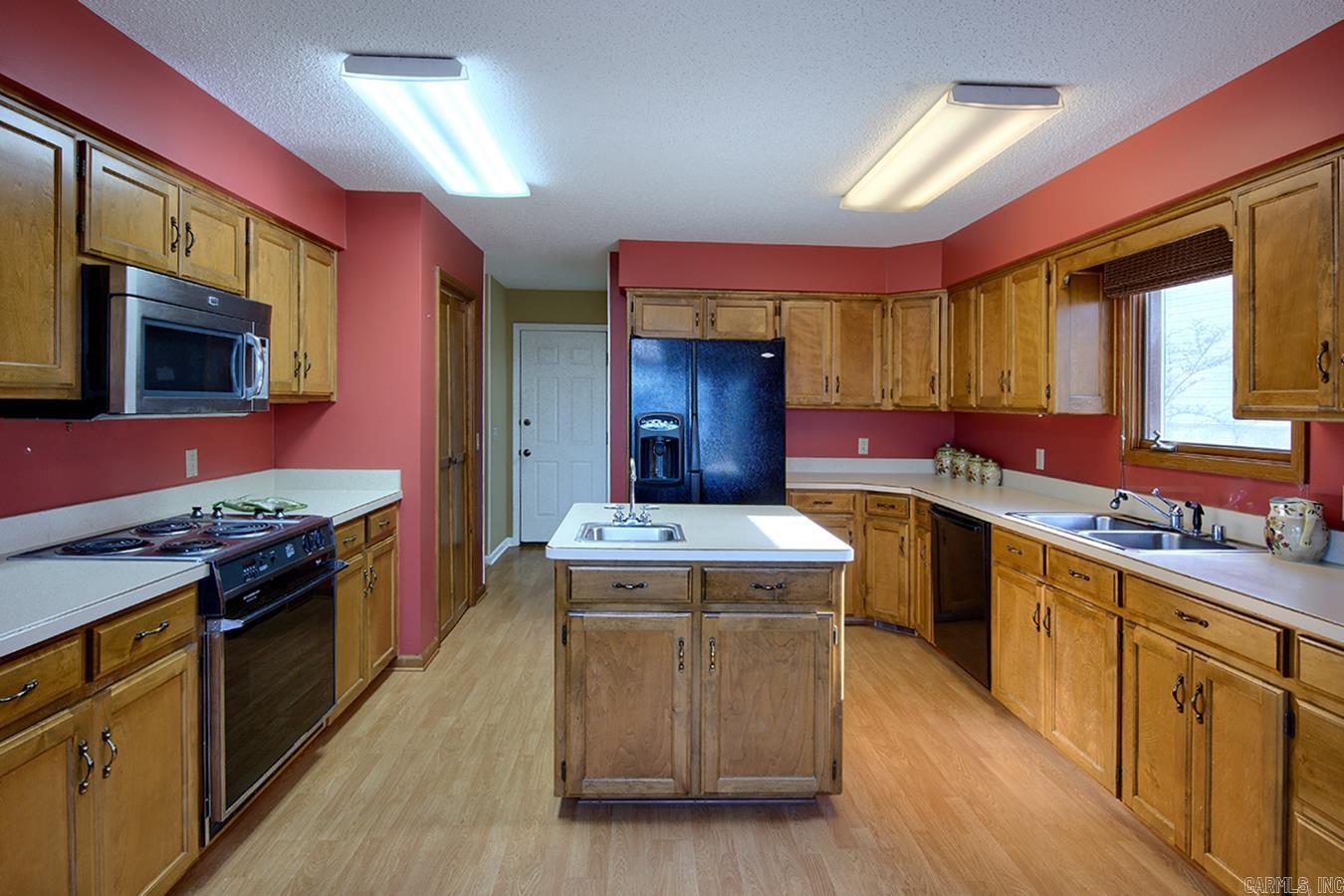 10 Berlanga Circle  Hot Springs Village, AR