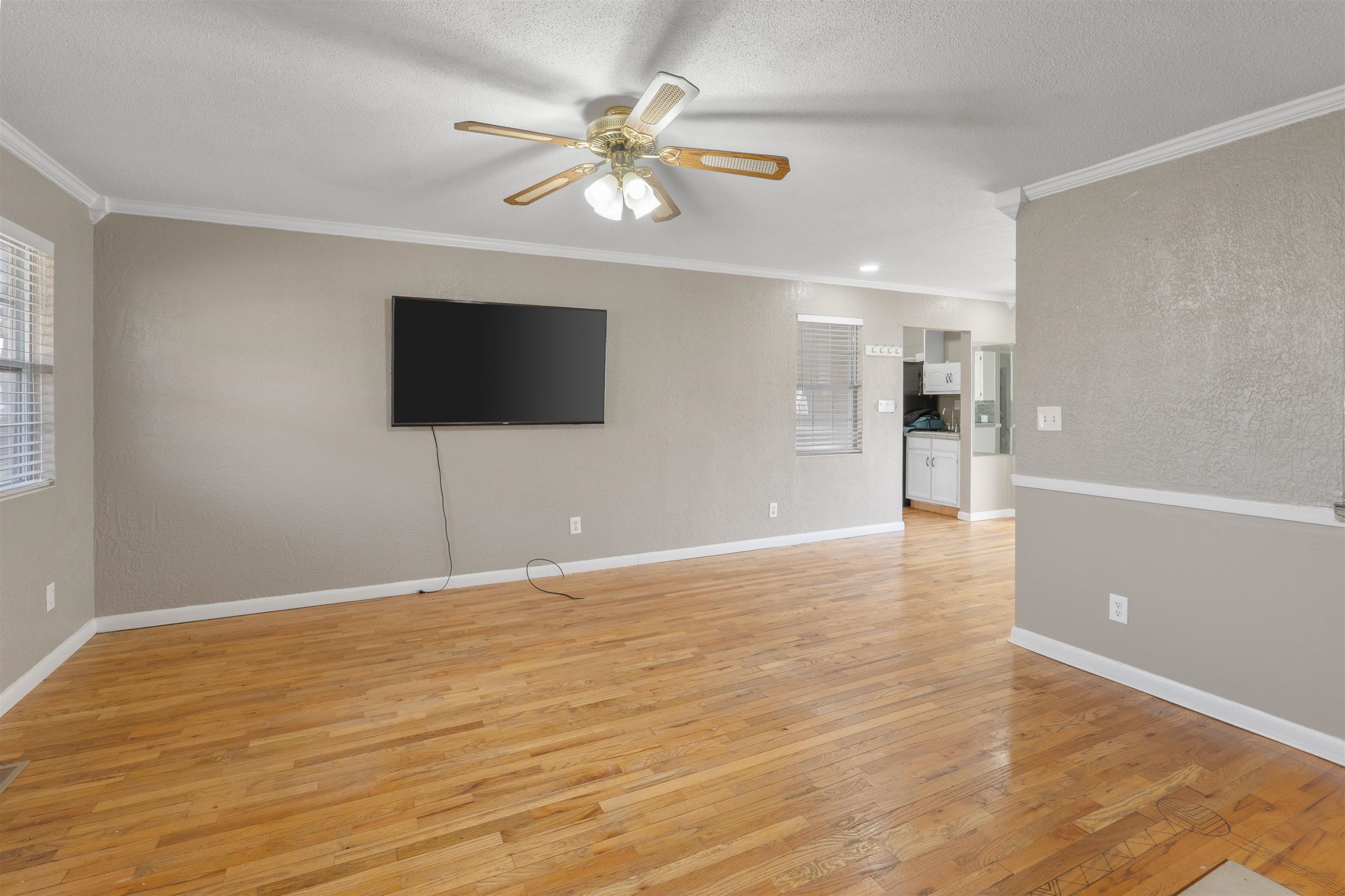 102 Capri Drive  Melbourne, AR