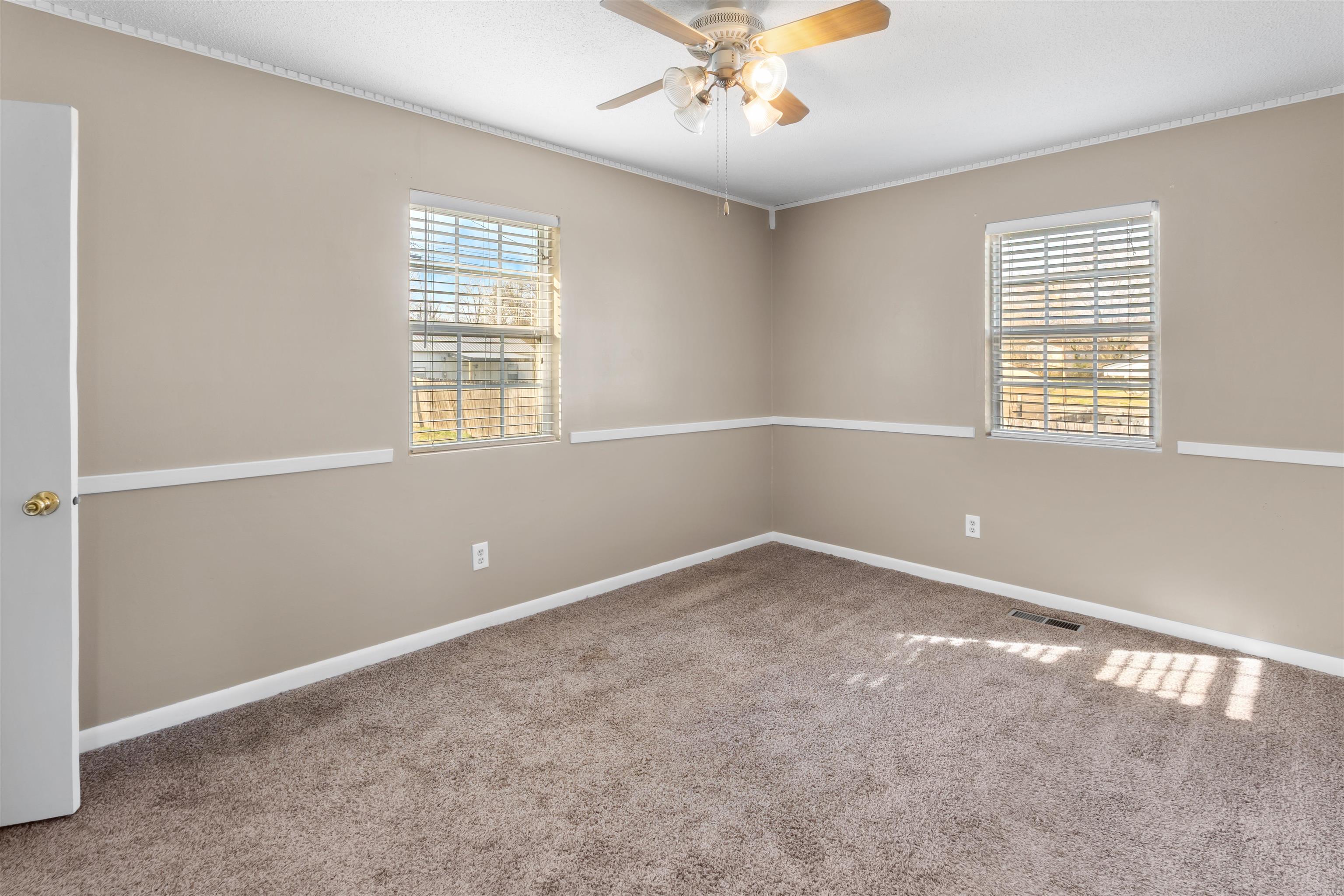 102 Capri Drive  Melbourne, AR