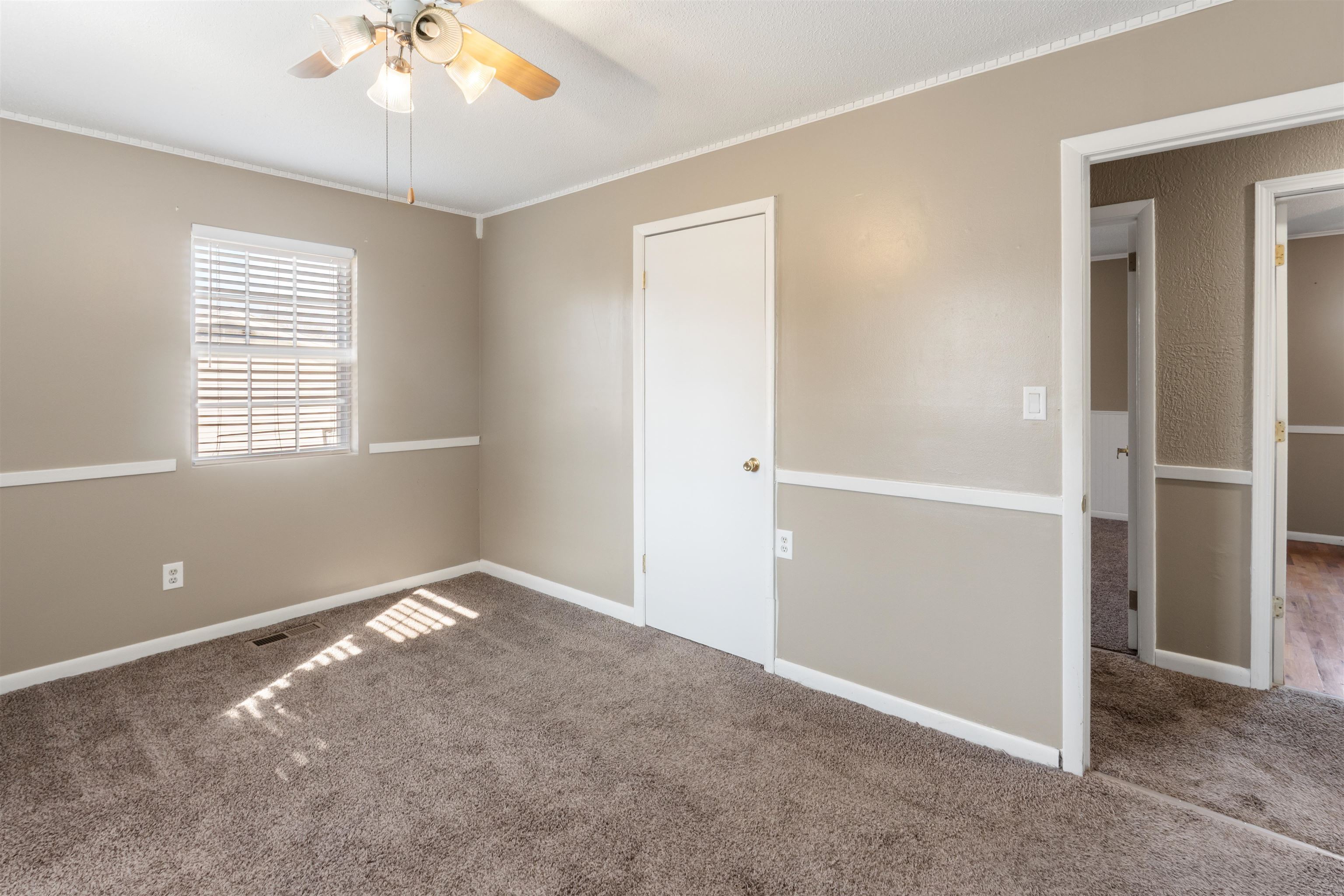 102 Capri Drive  Melbourne, AR