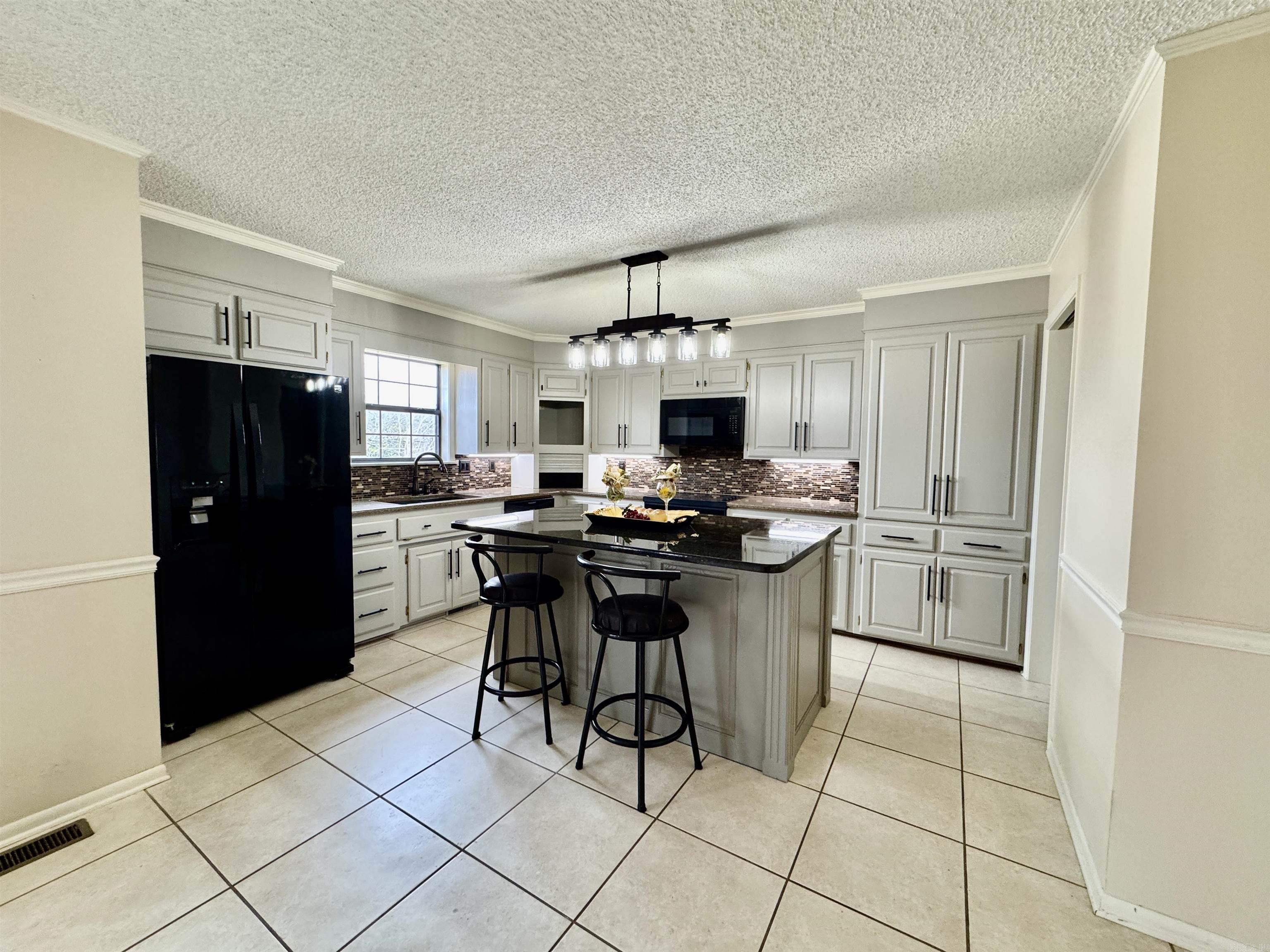 2813 Southgate  Malvern, AR