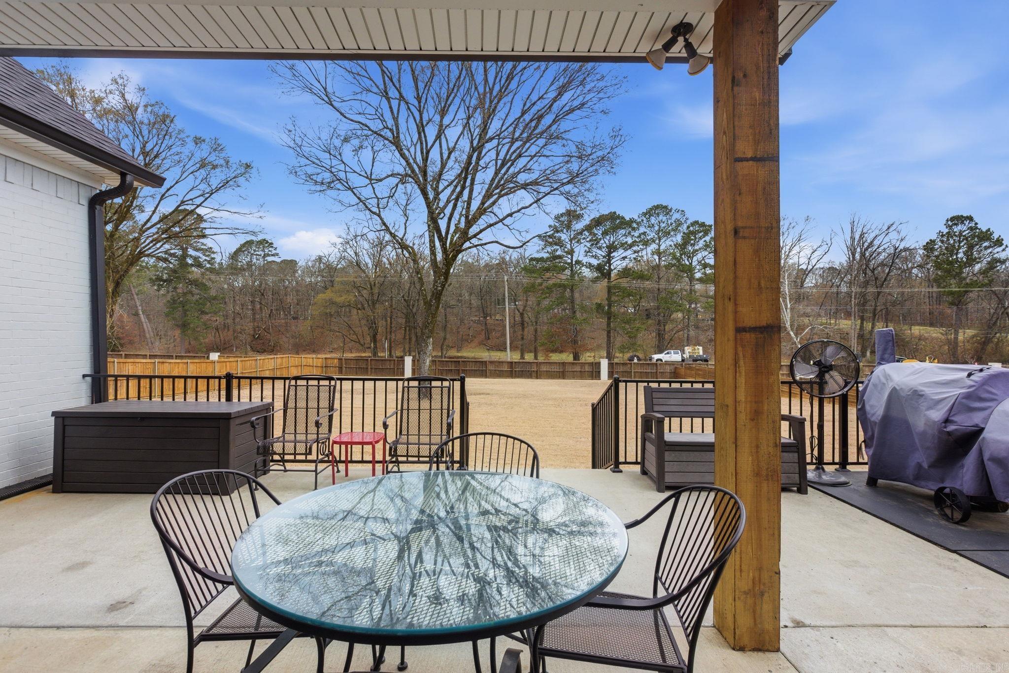 877 Belle Grove  Benton, AR