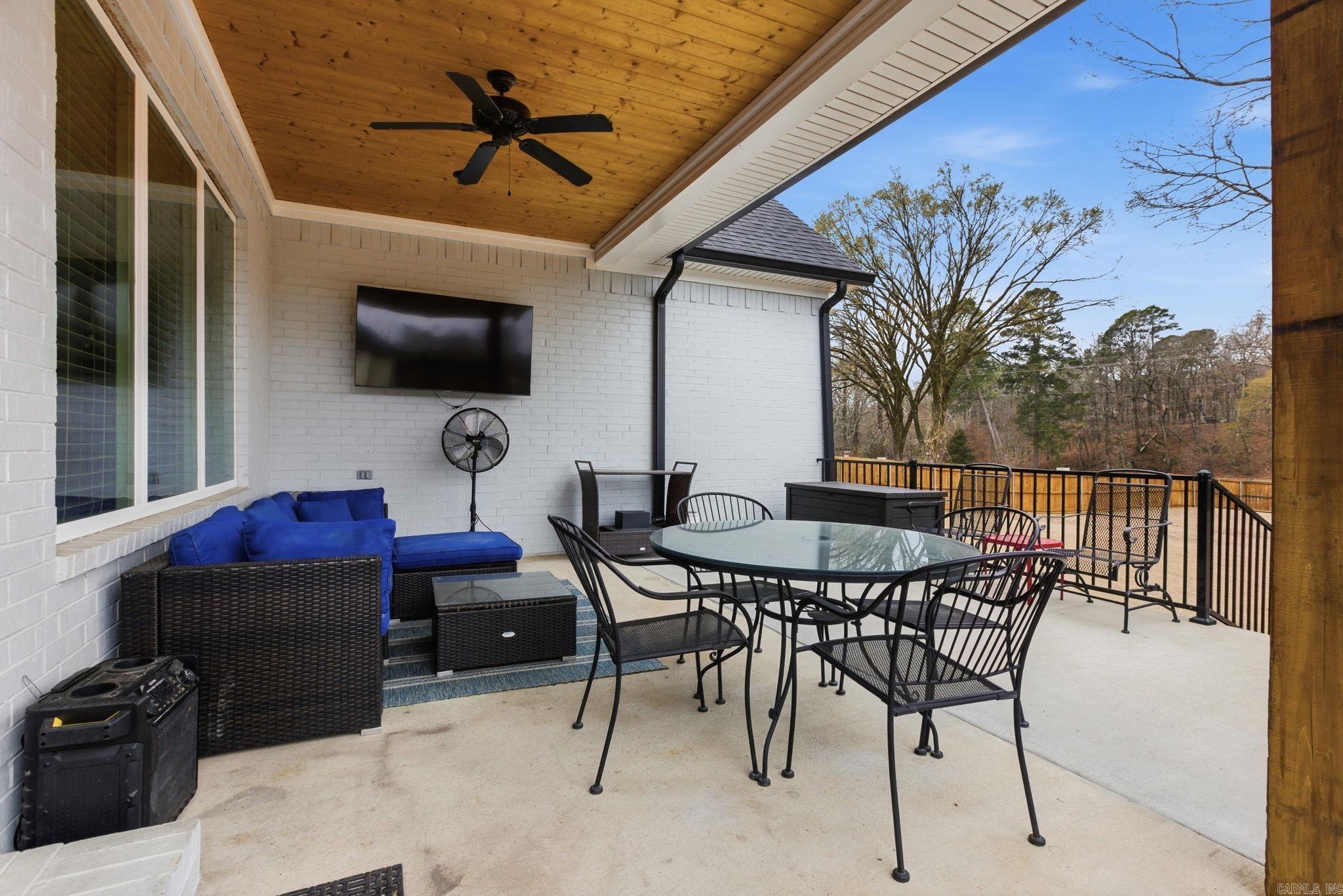 877 Belle Grove  Benton, AR