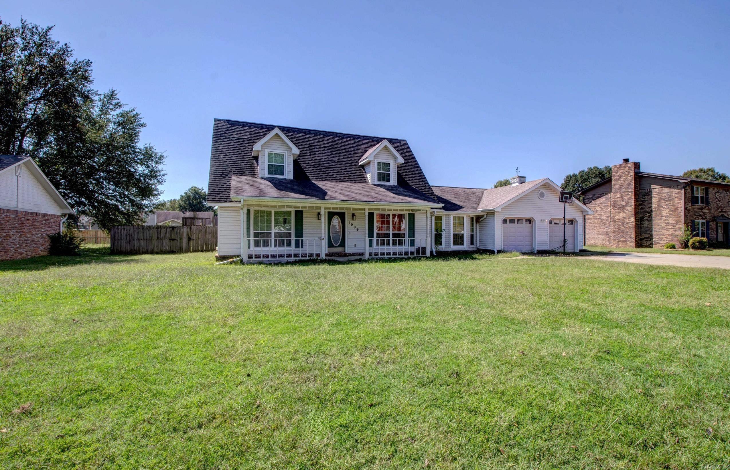 1909 Madden  Jacksonville, AR