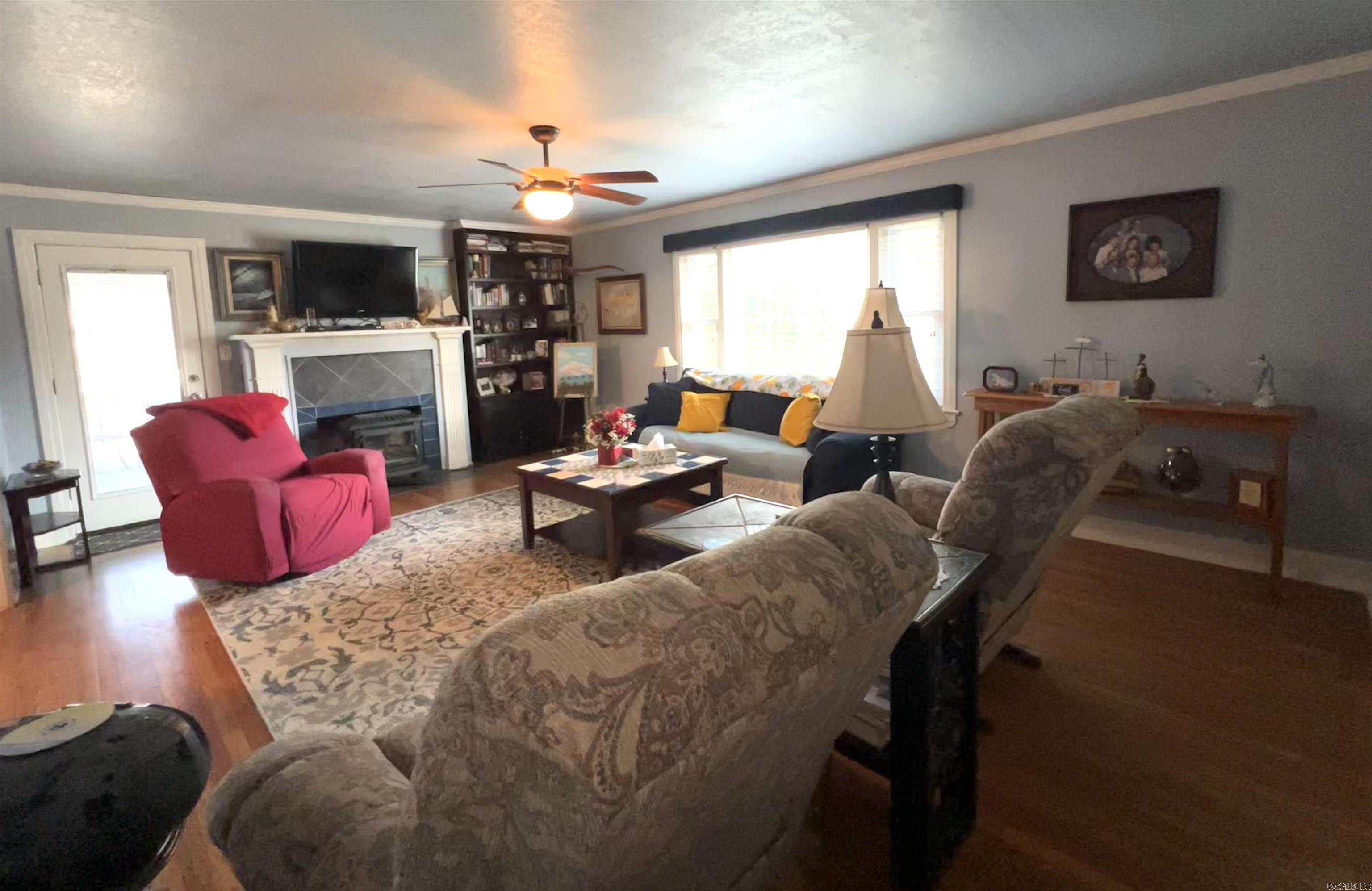 827 W Main  Piggott, AR