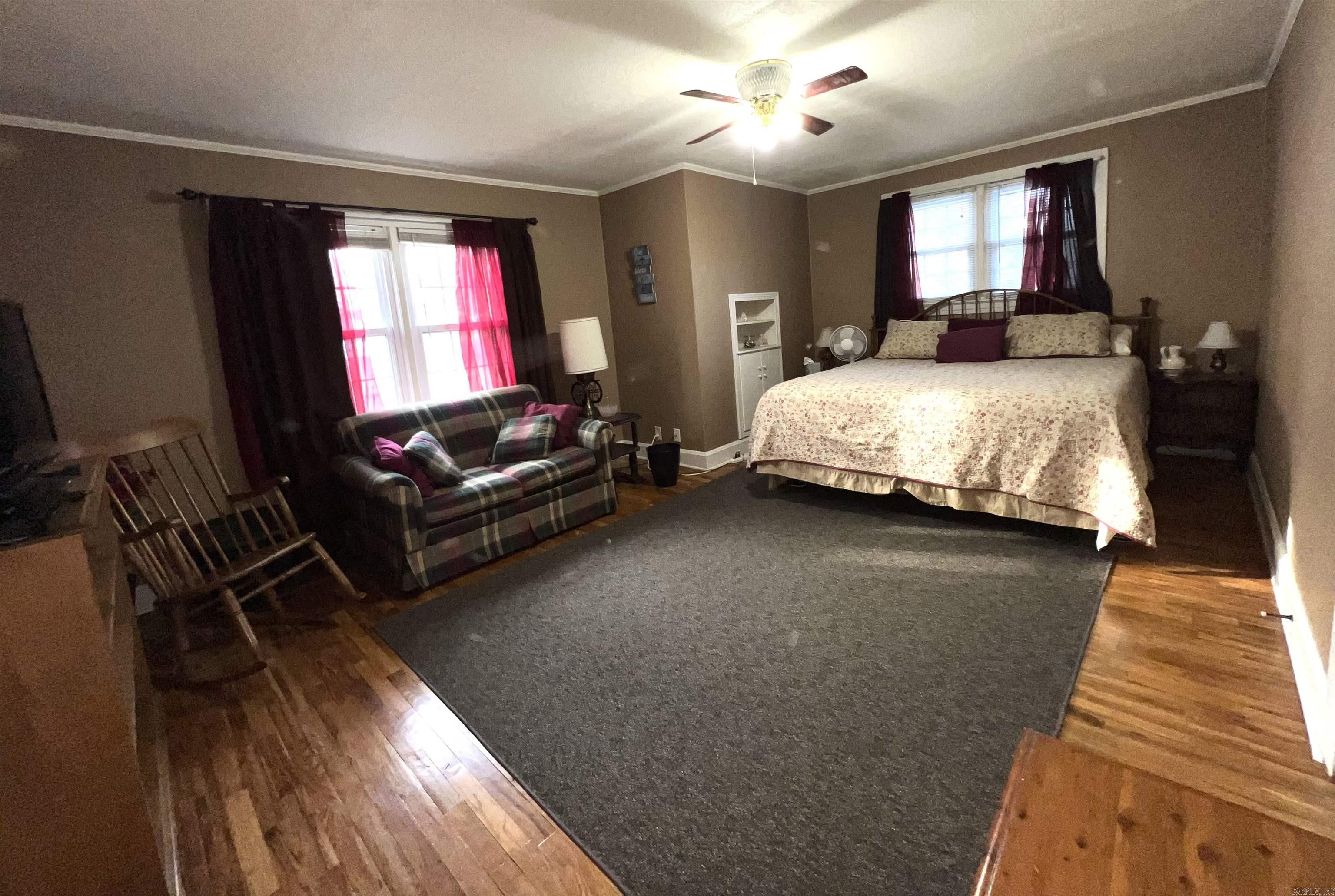 827 W Main  Piggott, AR