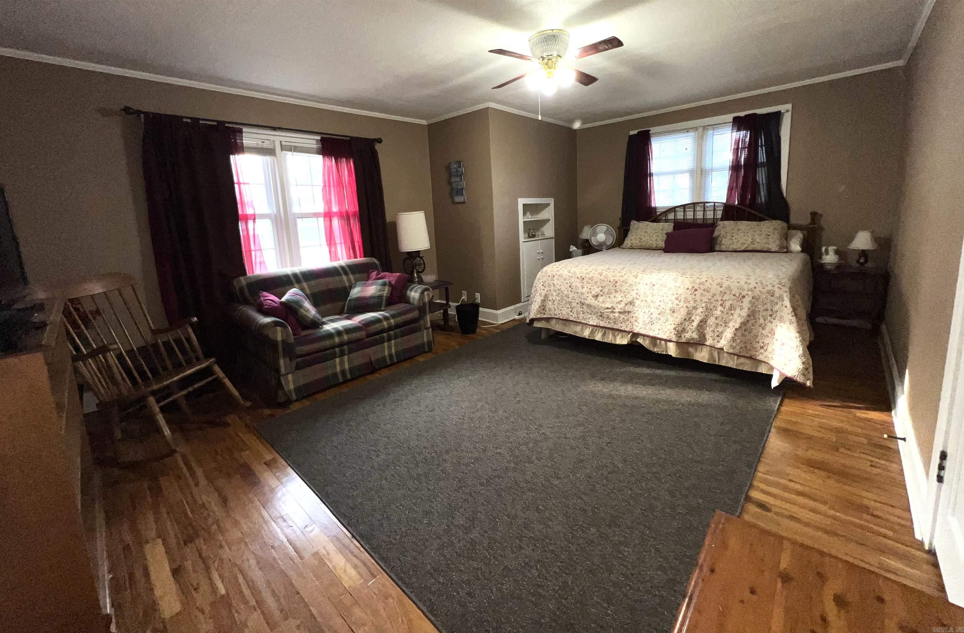 827 W Main  Piggott, AR