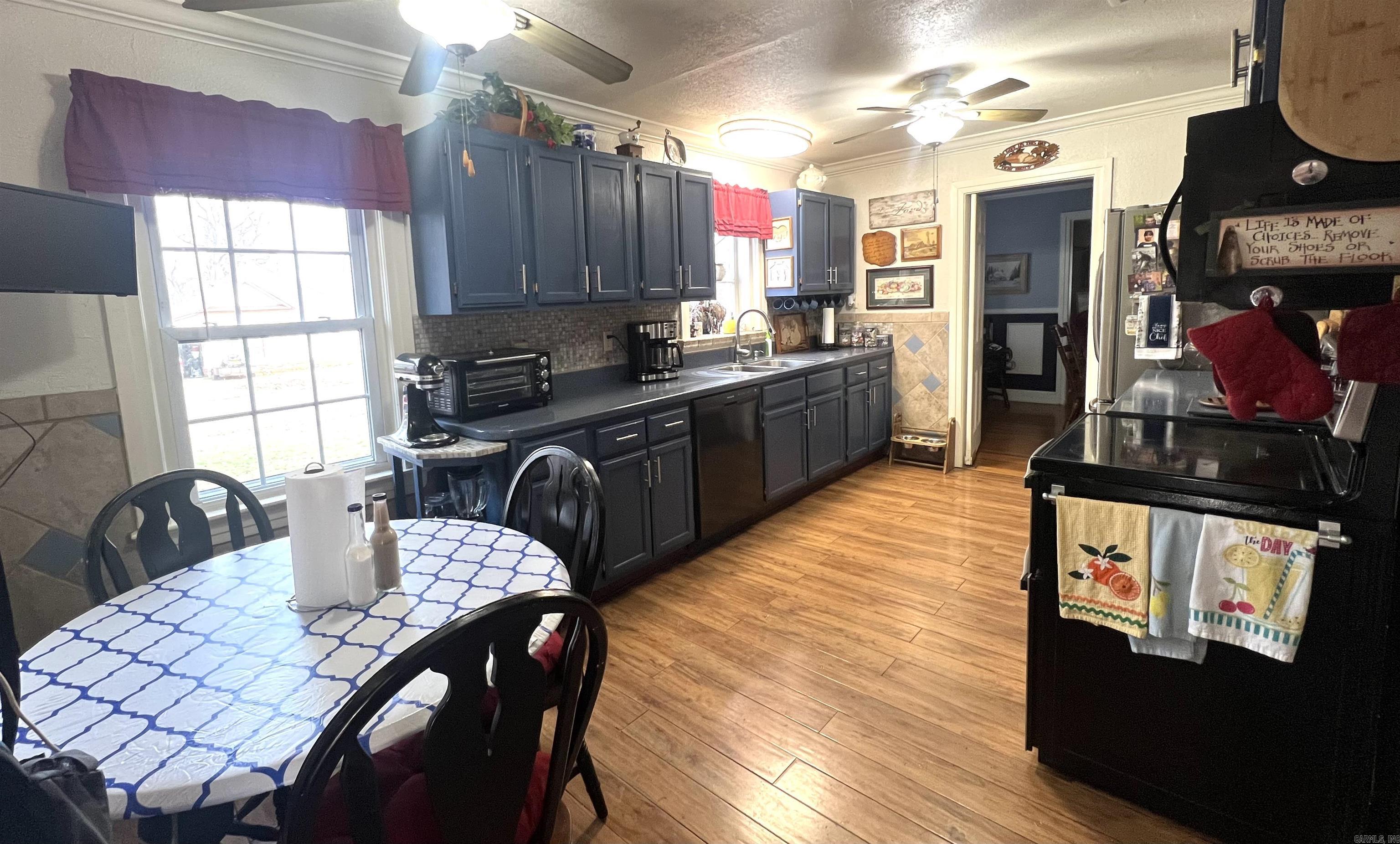 827 W Main  Piggott, AR