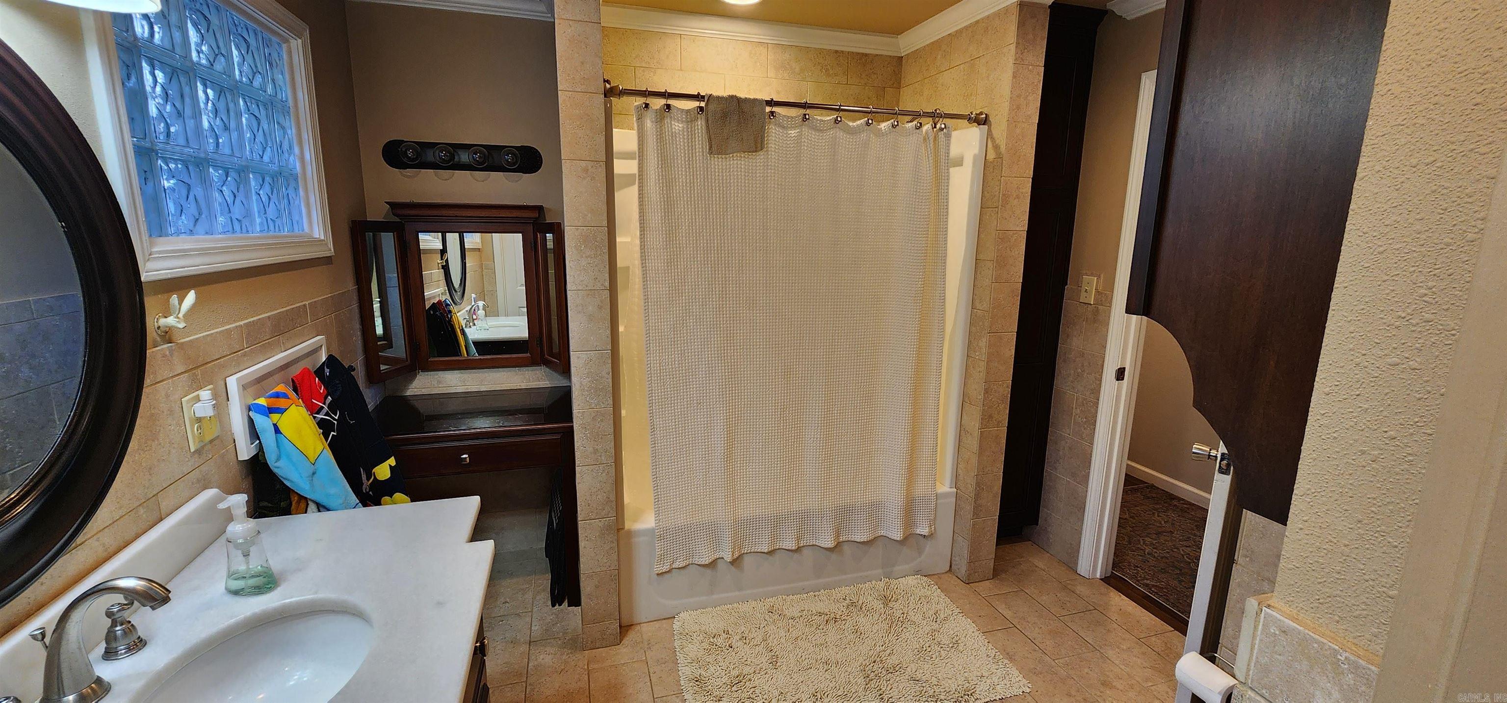 2600 Hollywood St  Newport, AR