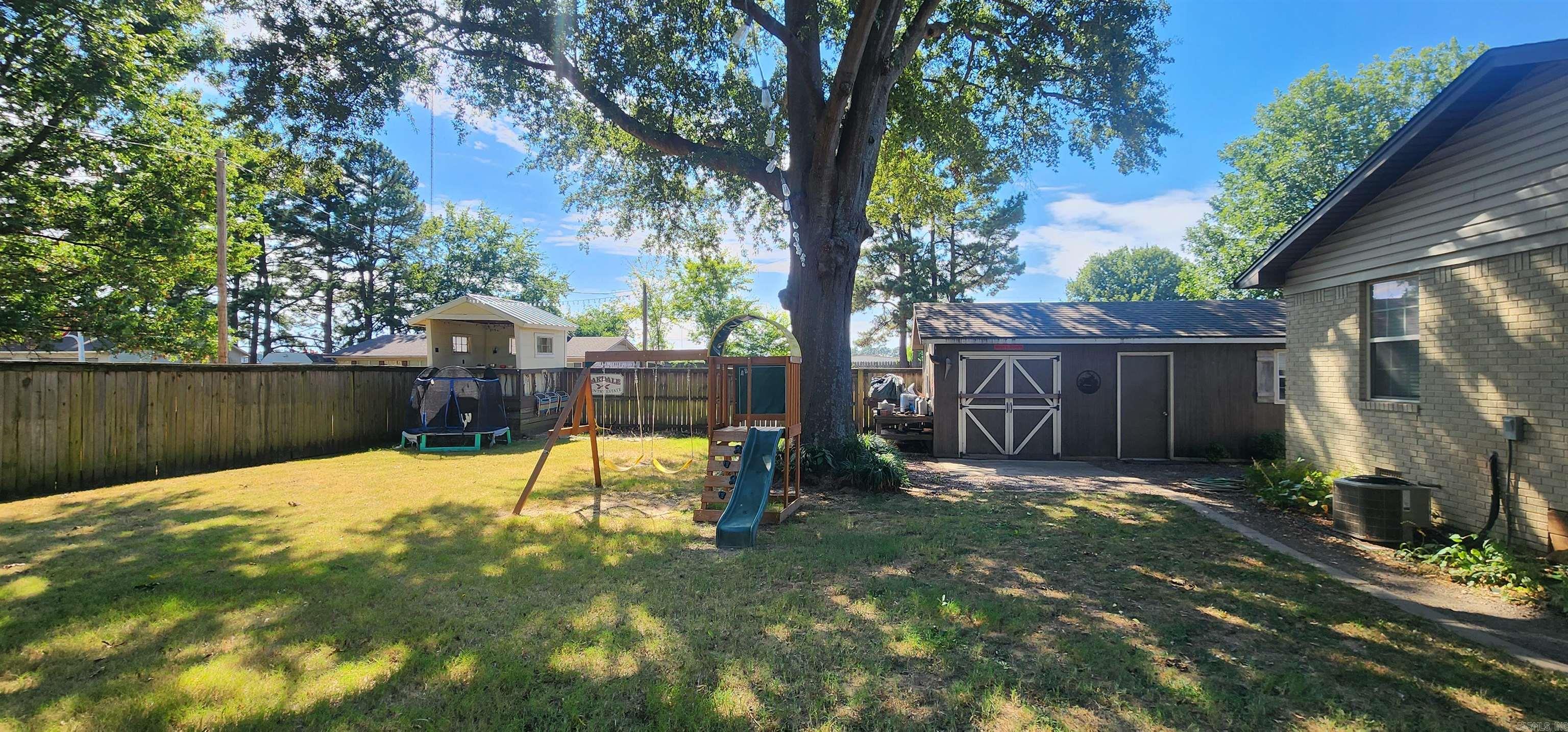 2600 Hollywood St  Newport, AR