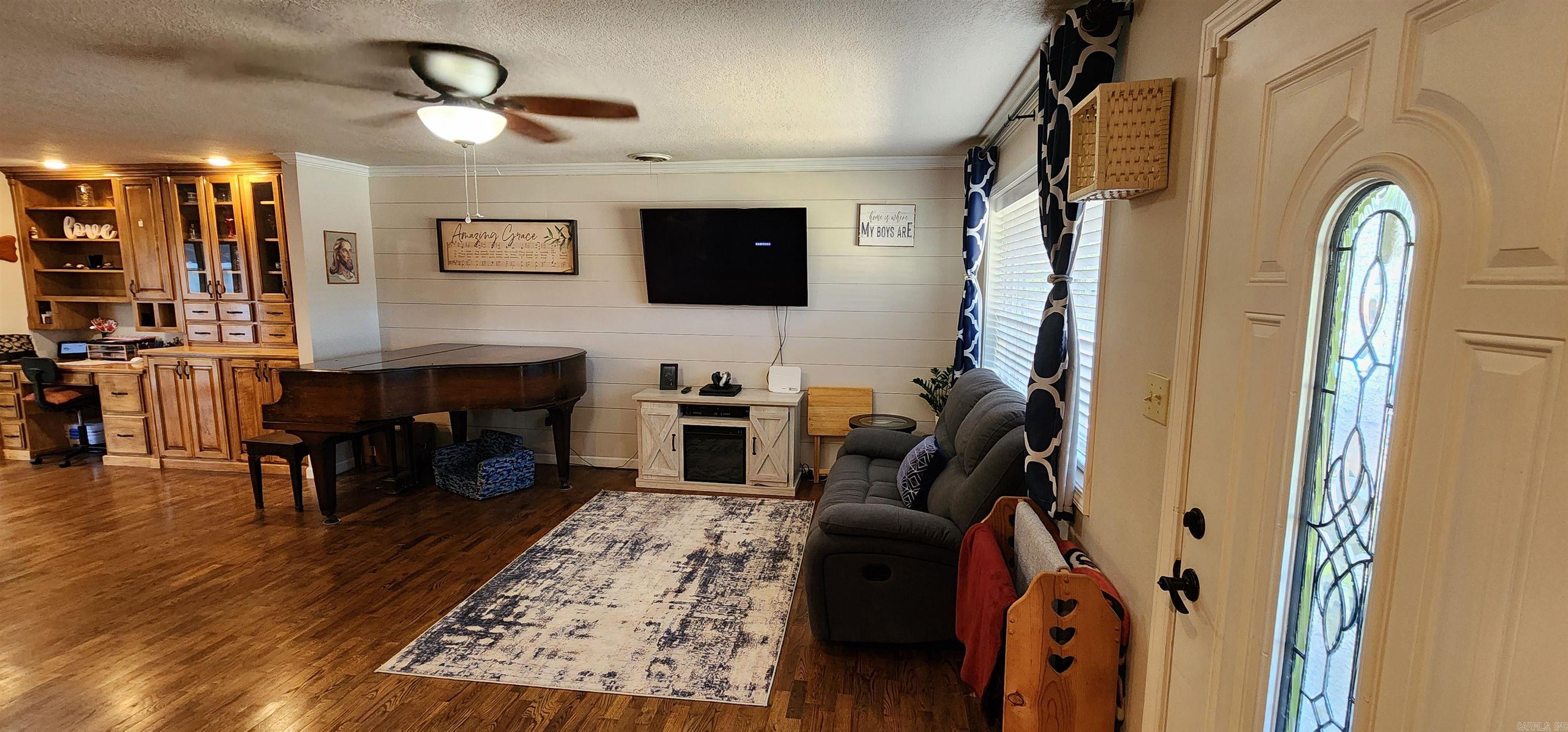 2600 Hollywood St  Newport, AR