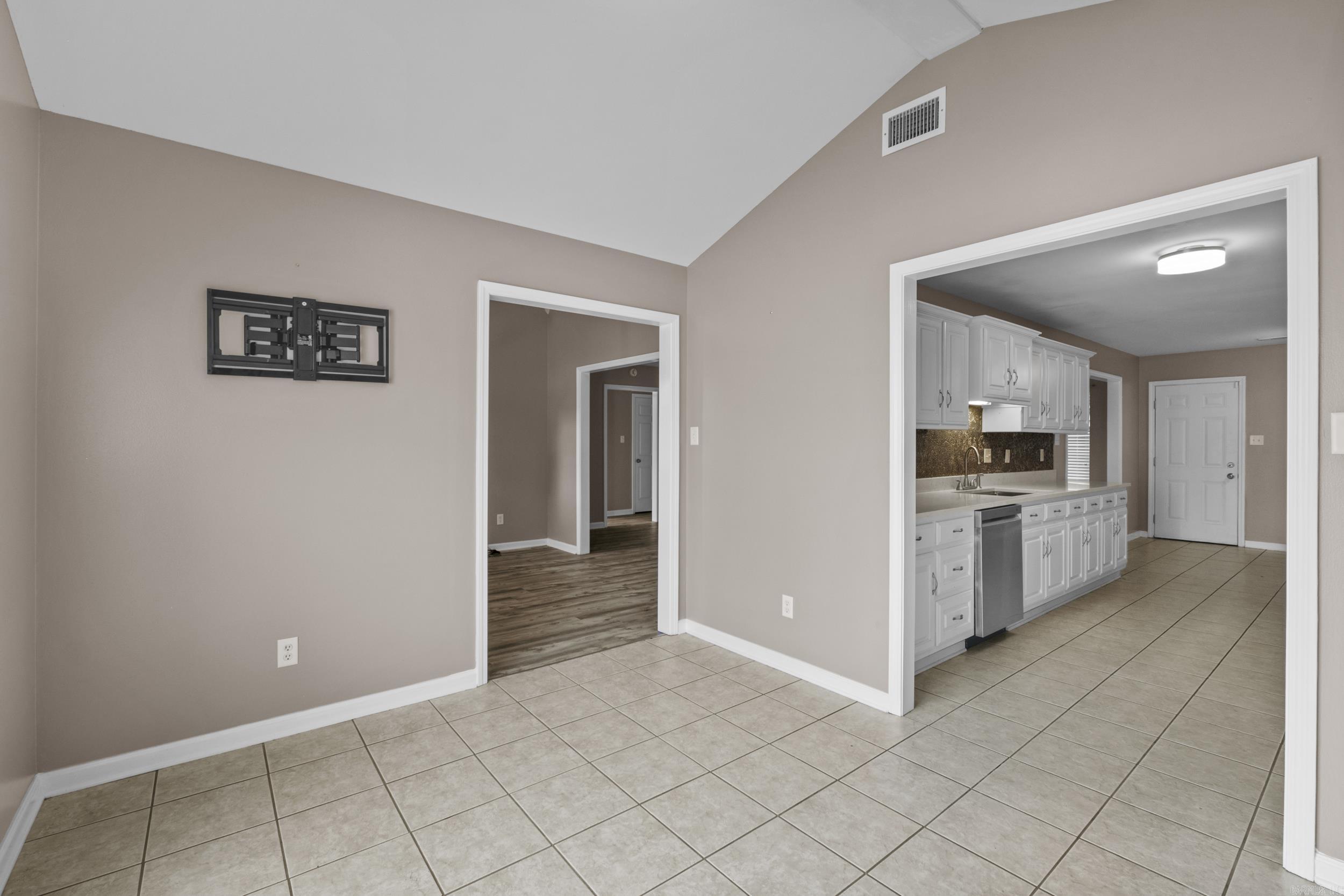 990 Jamestown Circle Jacksonville, AR 72076