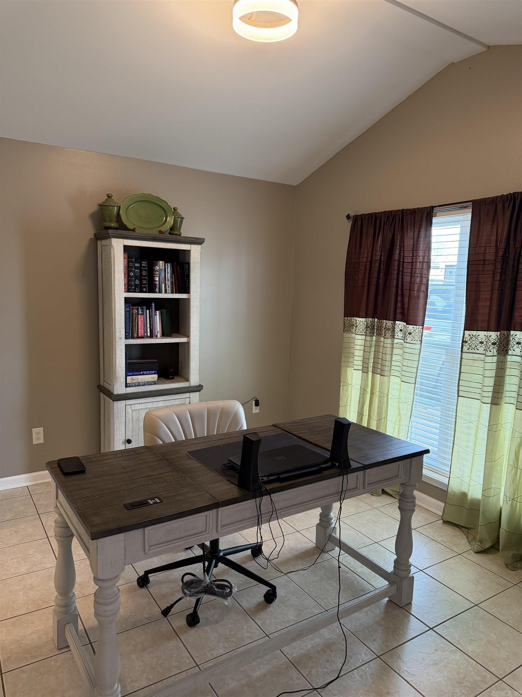 990 Jamestown Circle Jacksonville, AR 72076