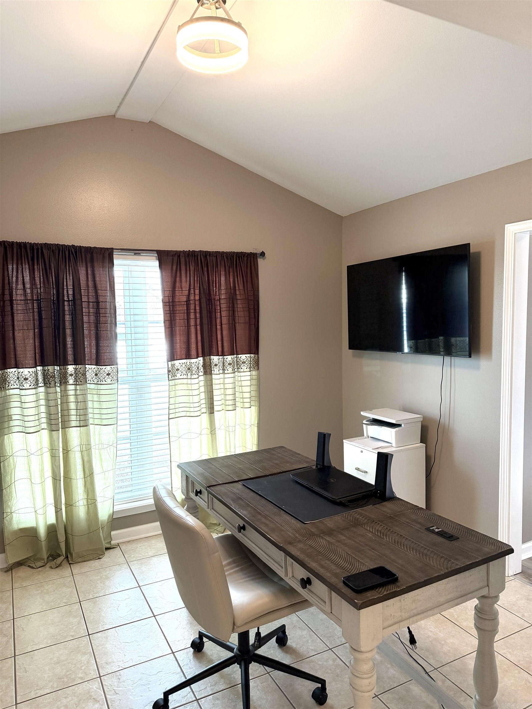 990 Jamestown Circle Jacksonville, AR 72076