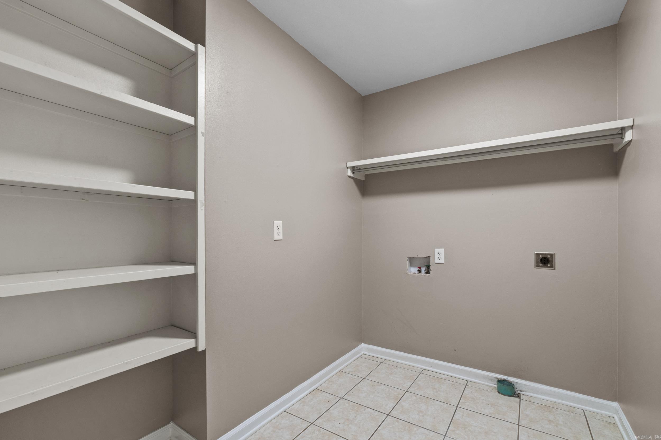 990 Jamestown Circle Jacksonville, AR 72076