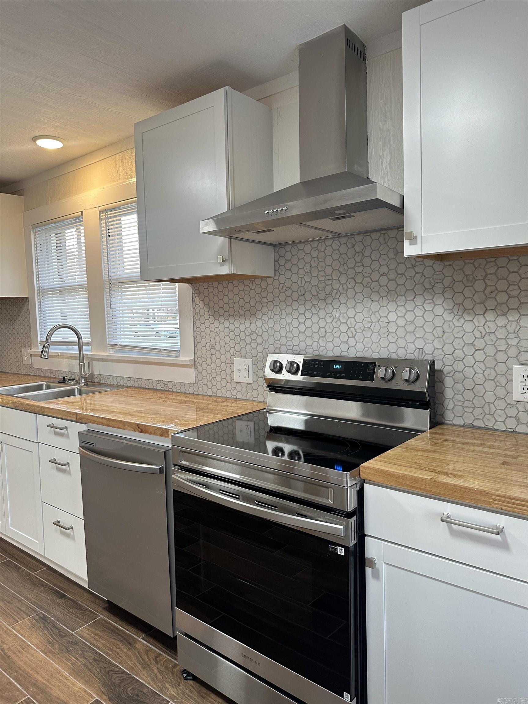 404 McHenry  Malvern, AR