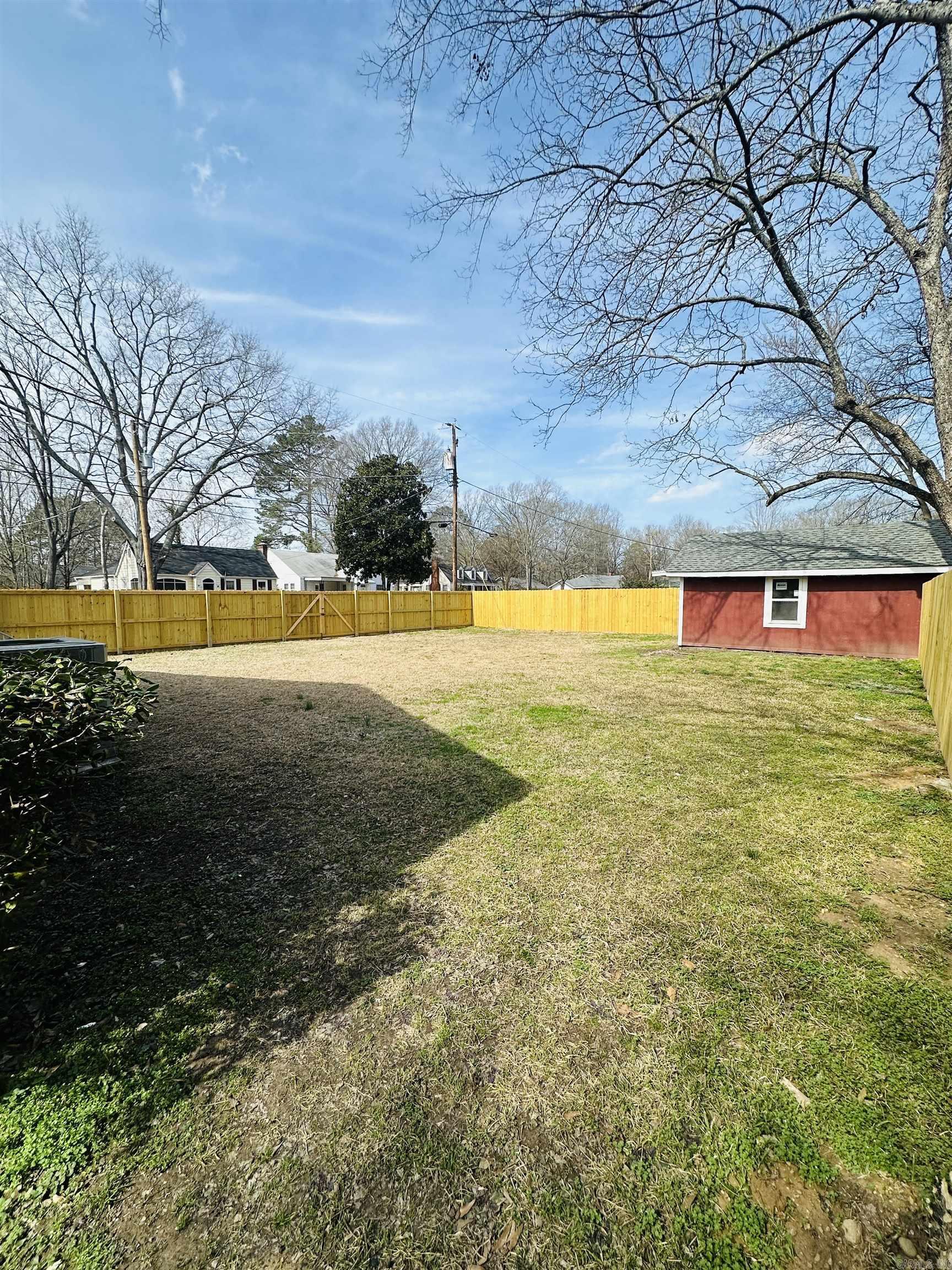 404 McHenry  Malvern, AR